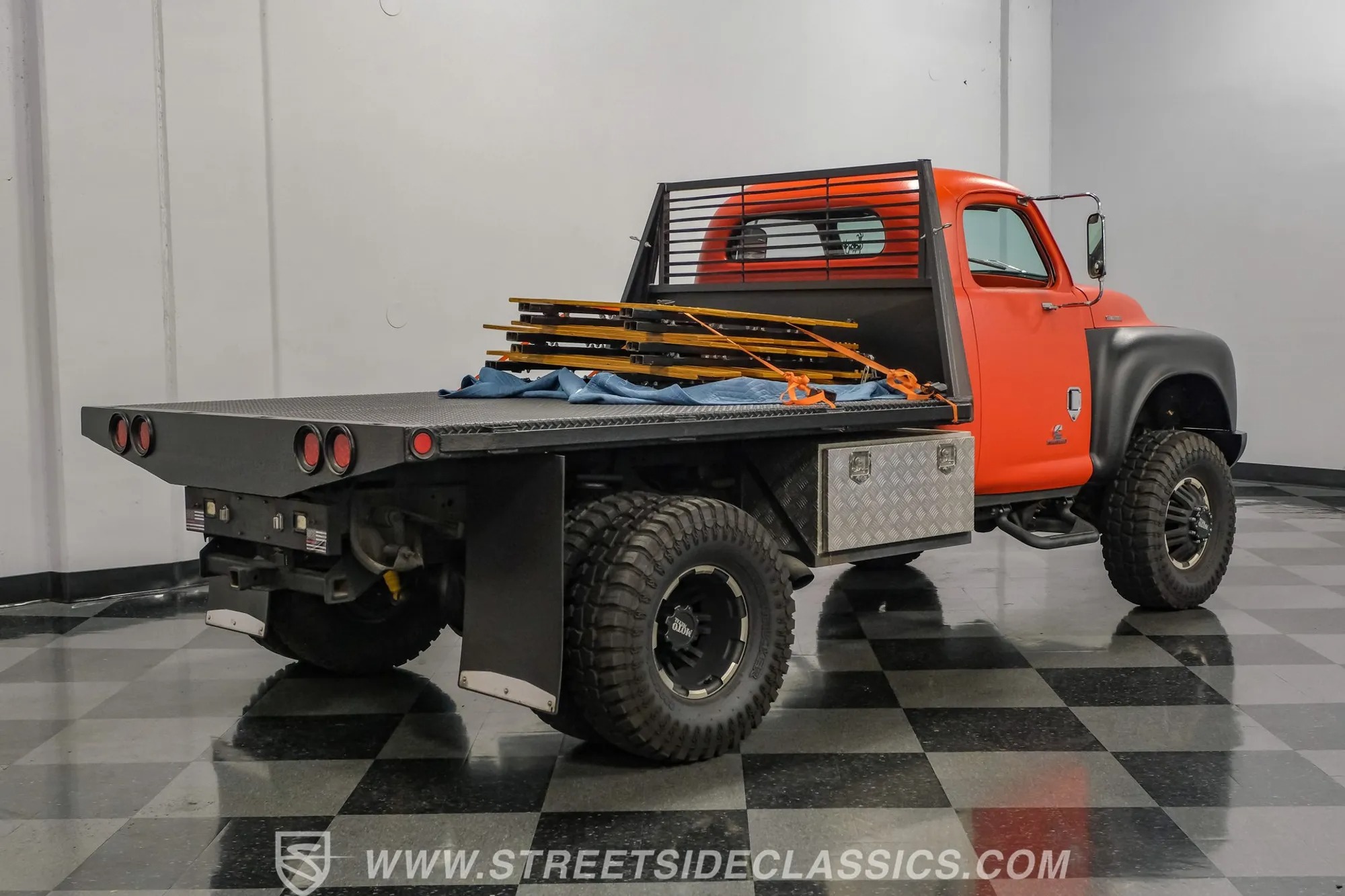 Cummins-Powered 1949 Studebaker Pickup 4×4
