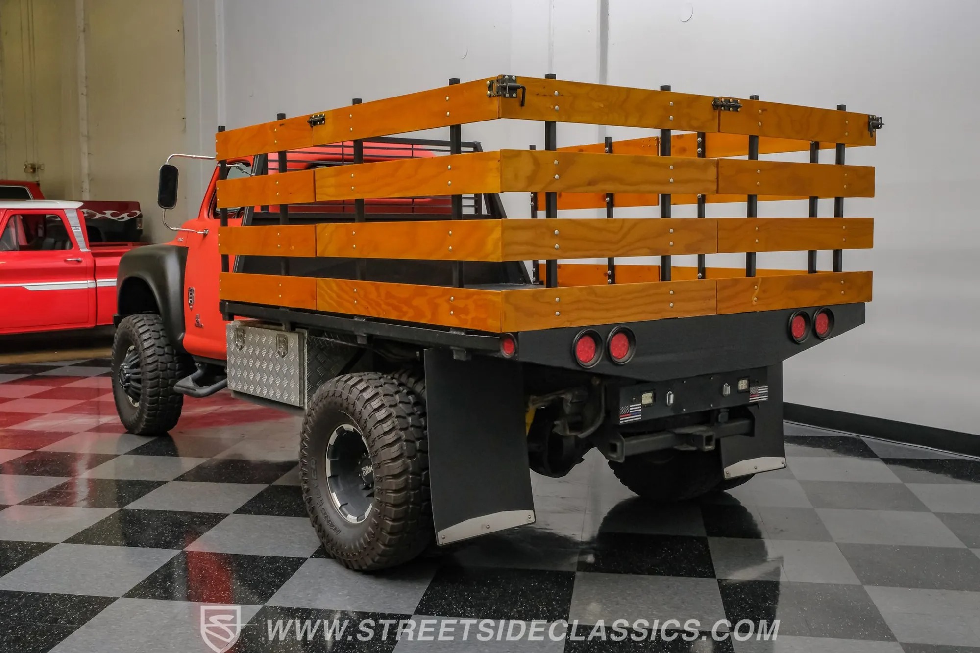 Cummins-Powered 1949 Studebaker Pickup 4×4