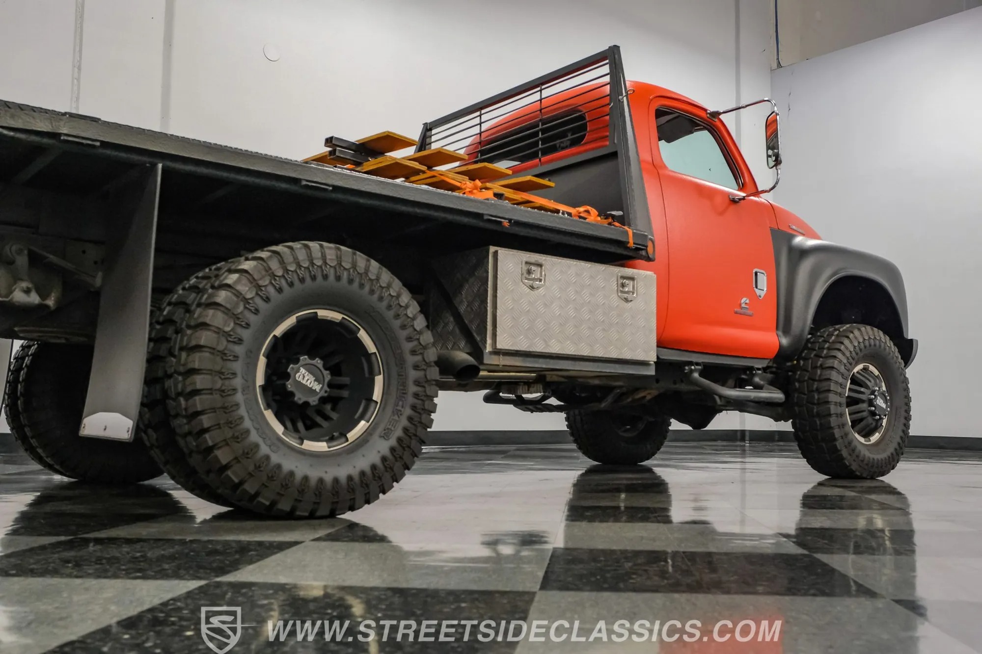 Cummins-Powered 1949 Studebaker Pickup 4×4