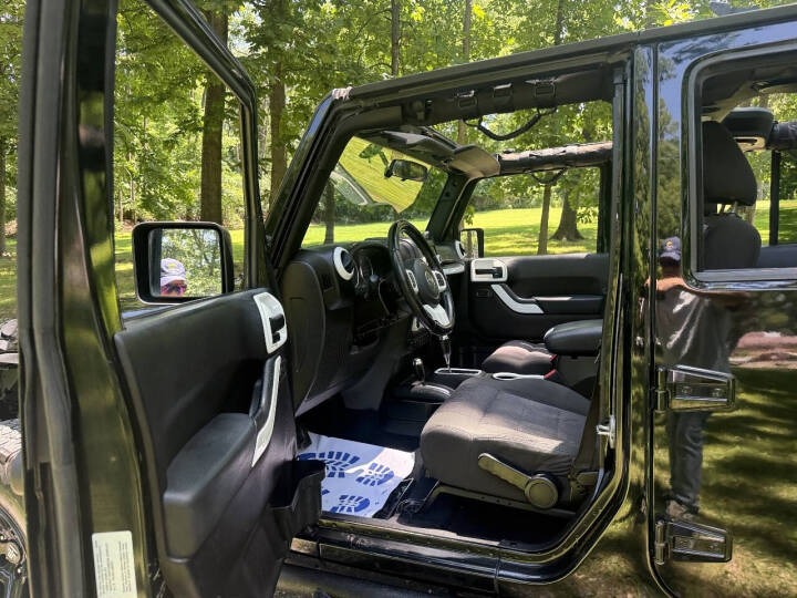 2011 Jeep Wrangler Unlimited Sahara