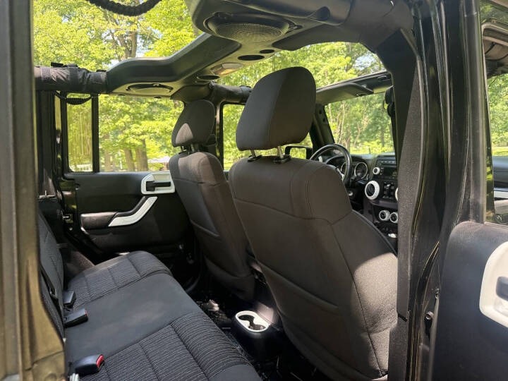 2011 Jeep Wrangler Unlimited Sahara