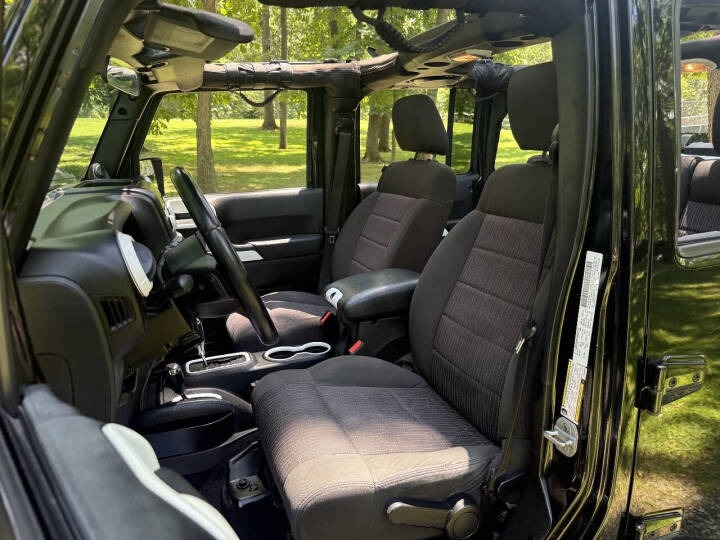2011 Jeep Wrangler Unlimited Sahara