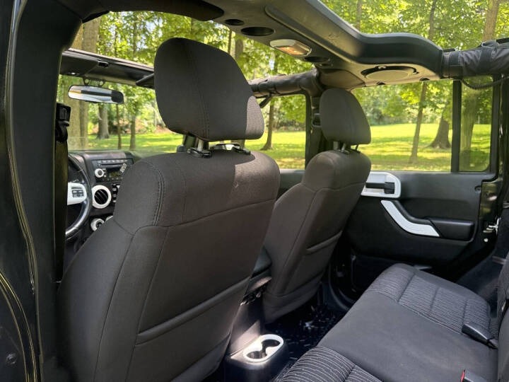 2011 Jeep Wrangler Unlimited Sahara