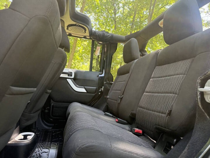 2011 Jeep Wrangler Unlimited Sahara
