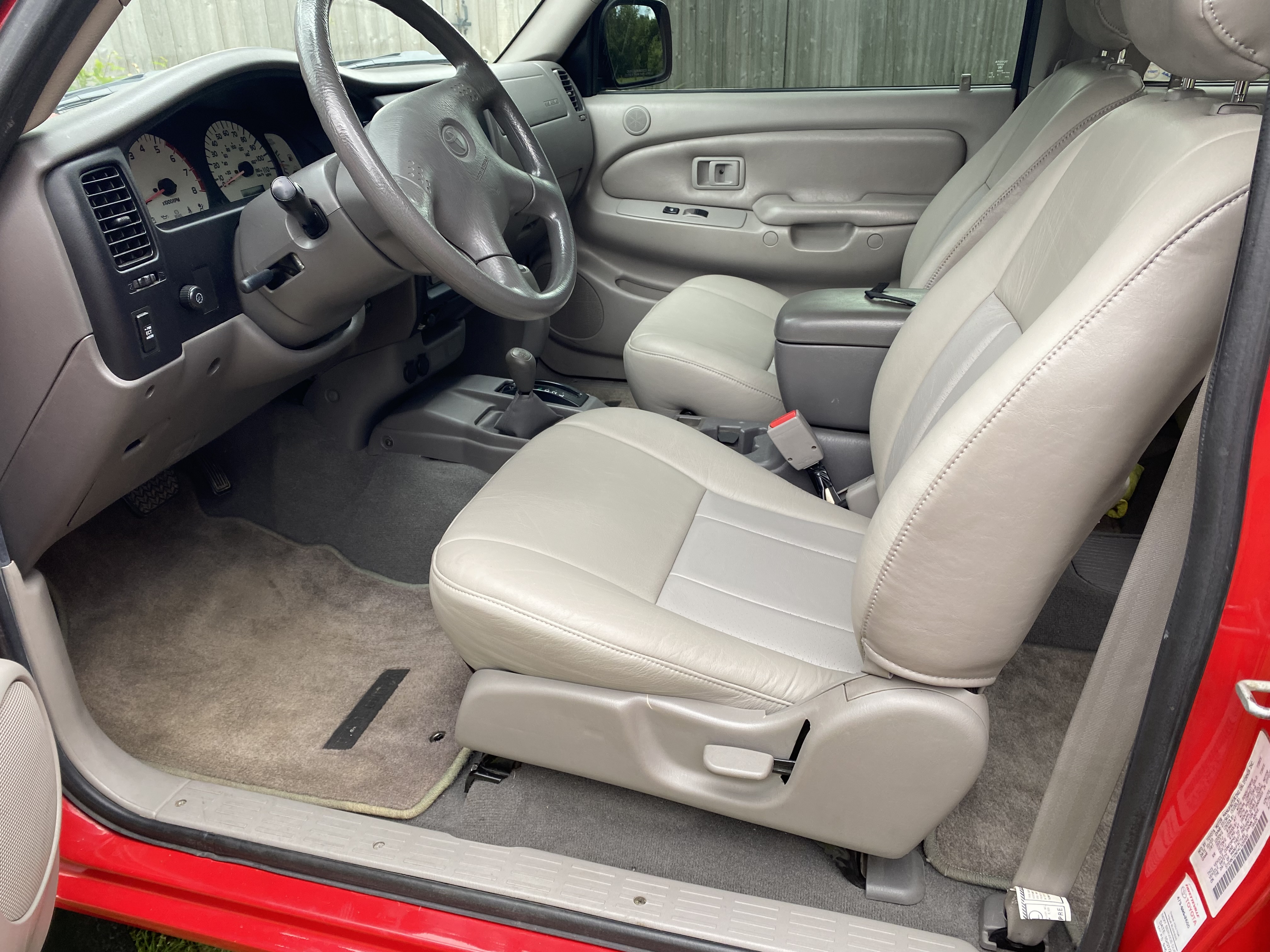 2004 Toyota Tacoma SR5