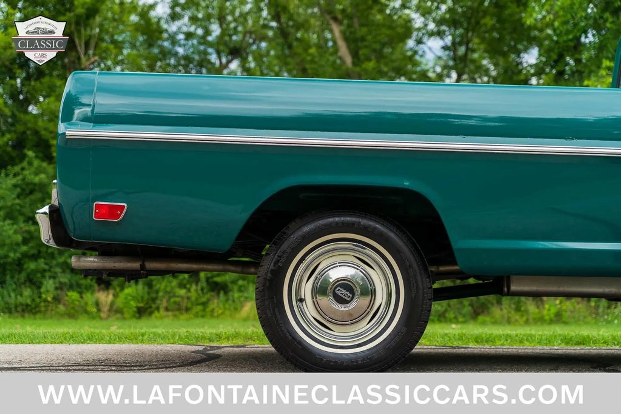 1968 Mercury M-100
