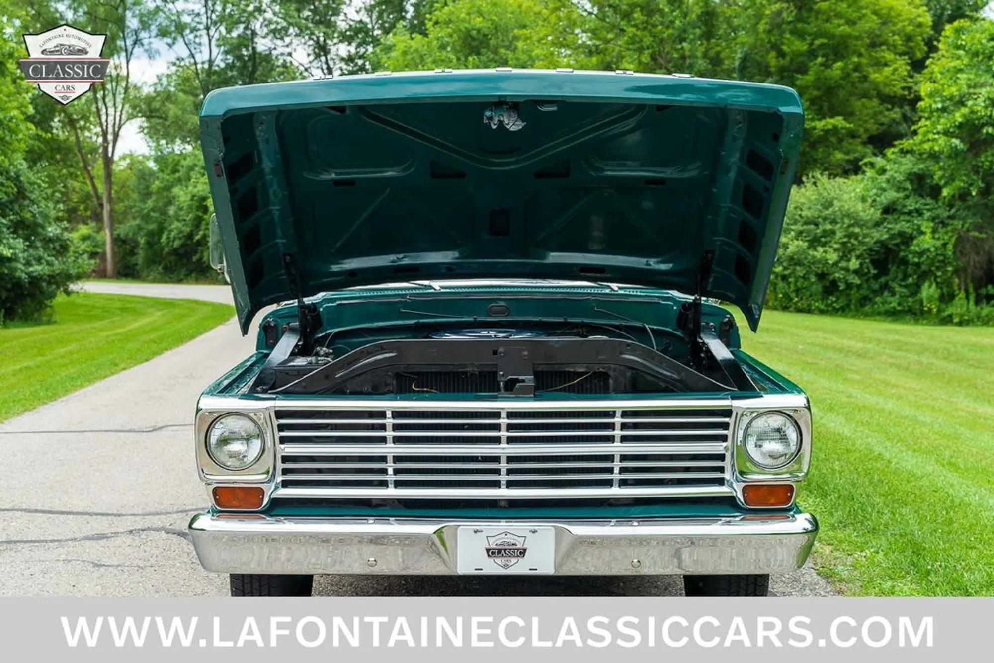 1968 Mercury M-100