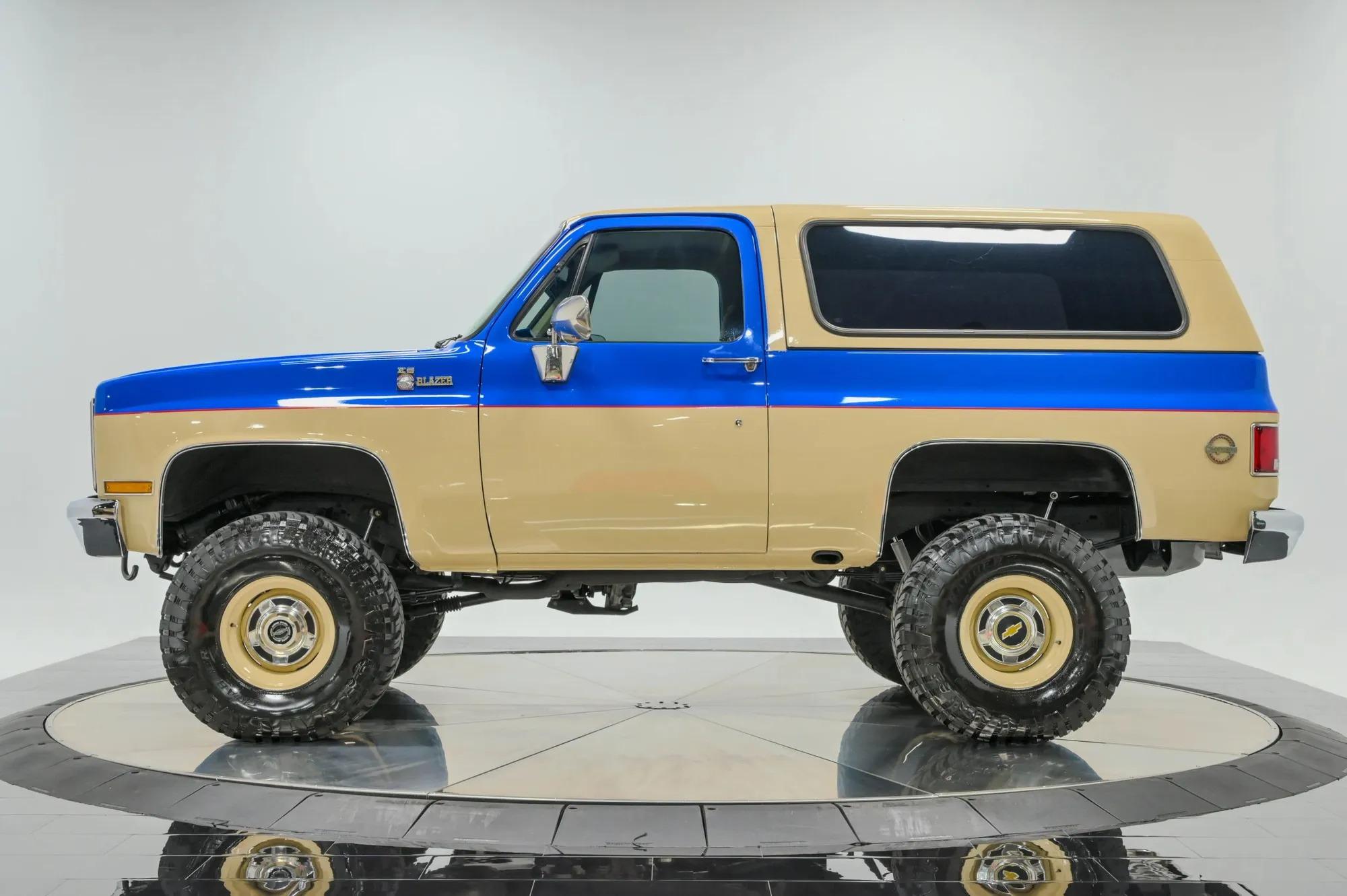 1987 Chevrolet K5 Blazer - 4