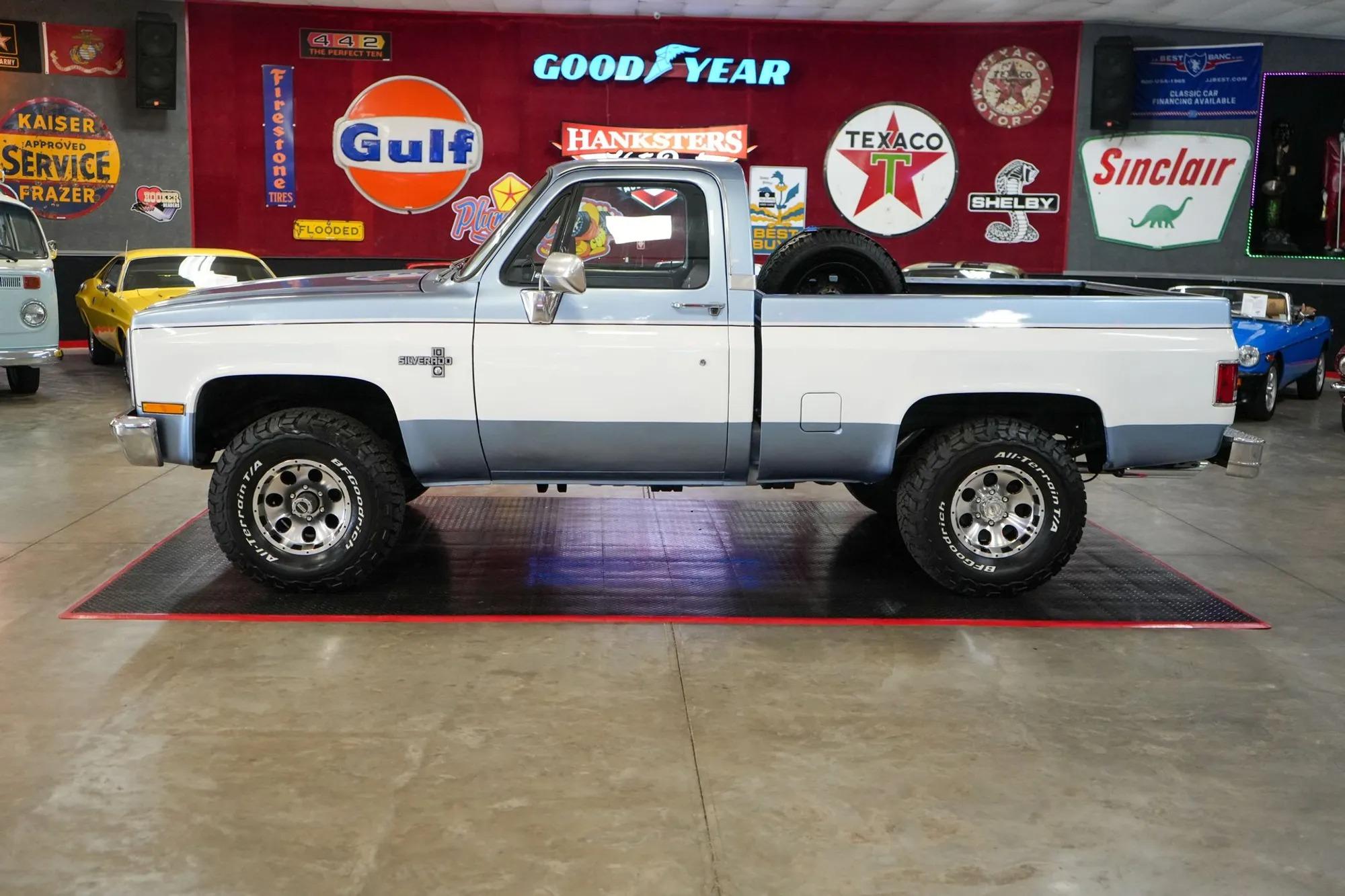 1984 Chevrolet K10 Silverado - 4