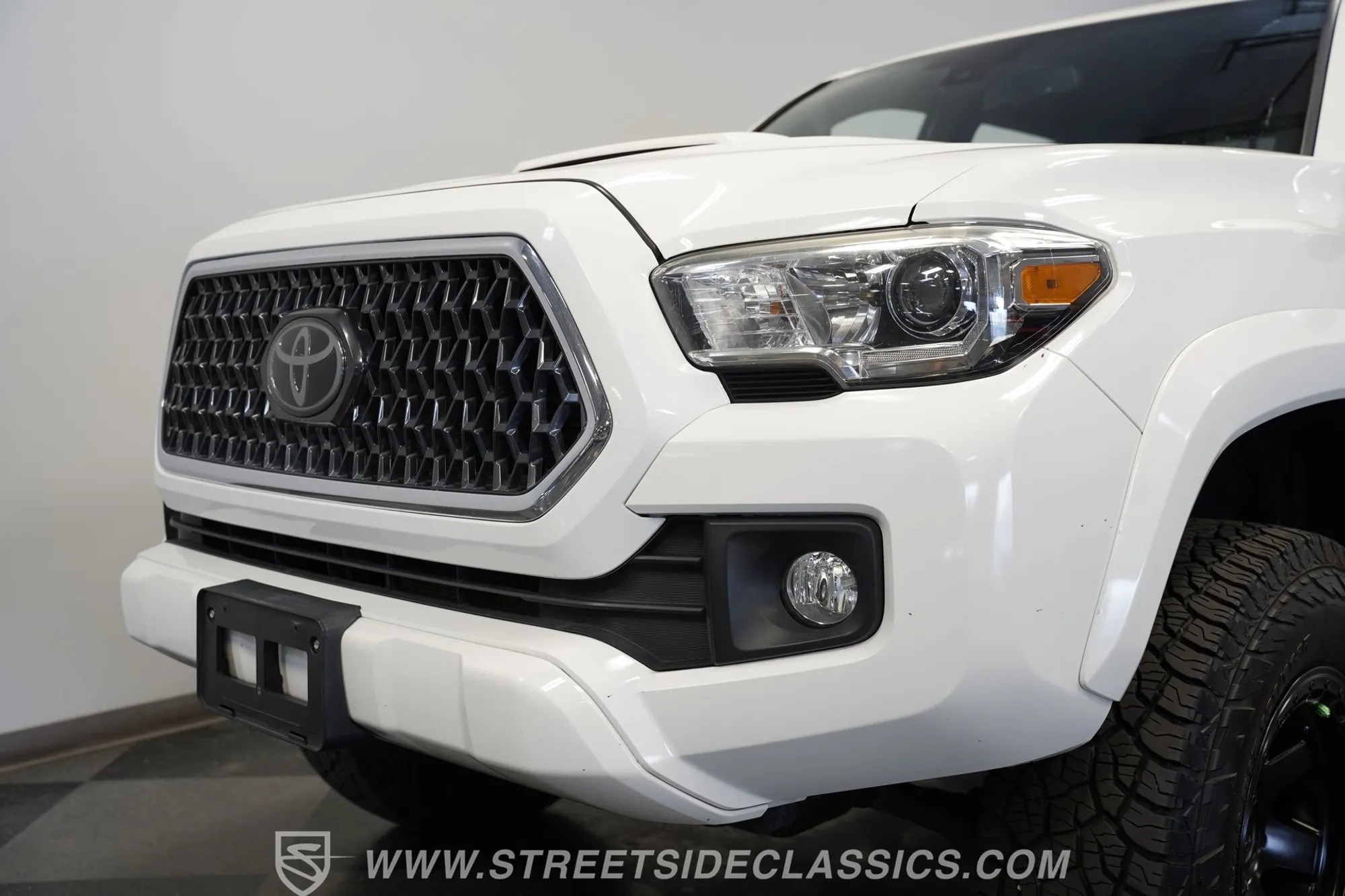 2018 Toyota Tacoma TRD Sport