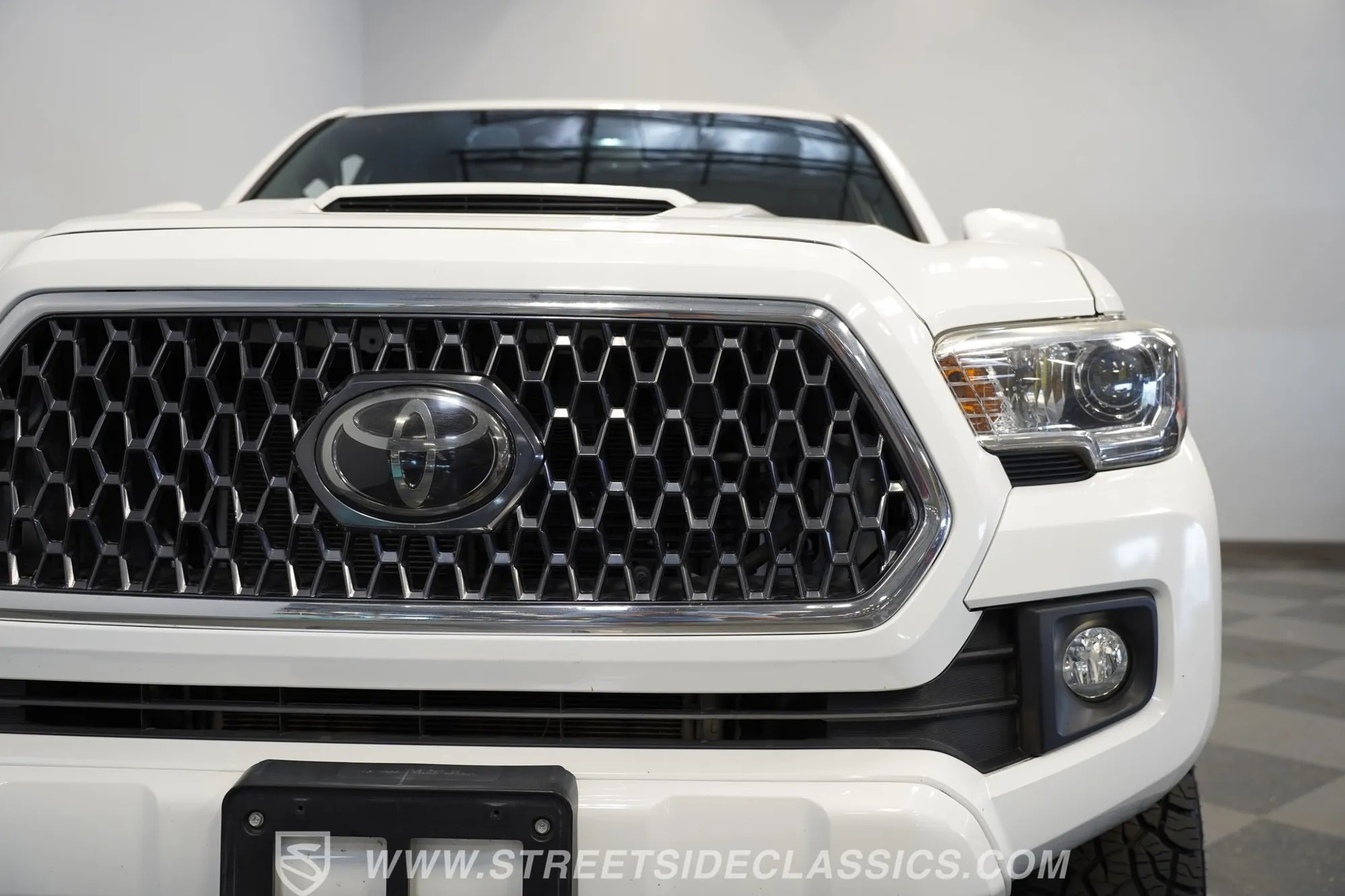2018 Toyota Tacoma TRD Sport