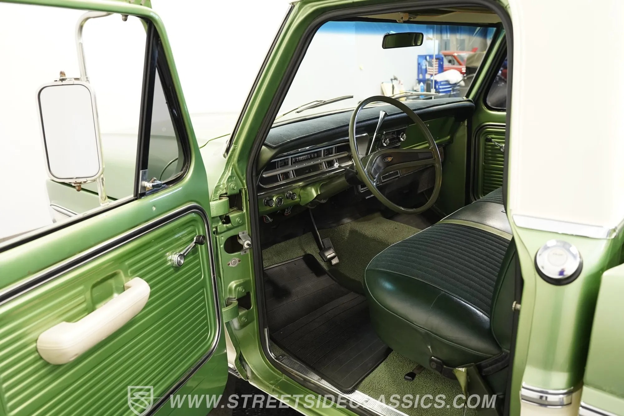 1972 Ford F-100 Sport Custom