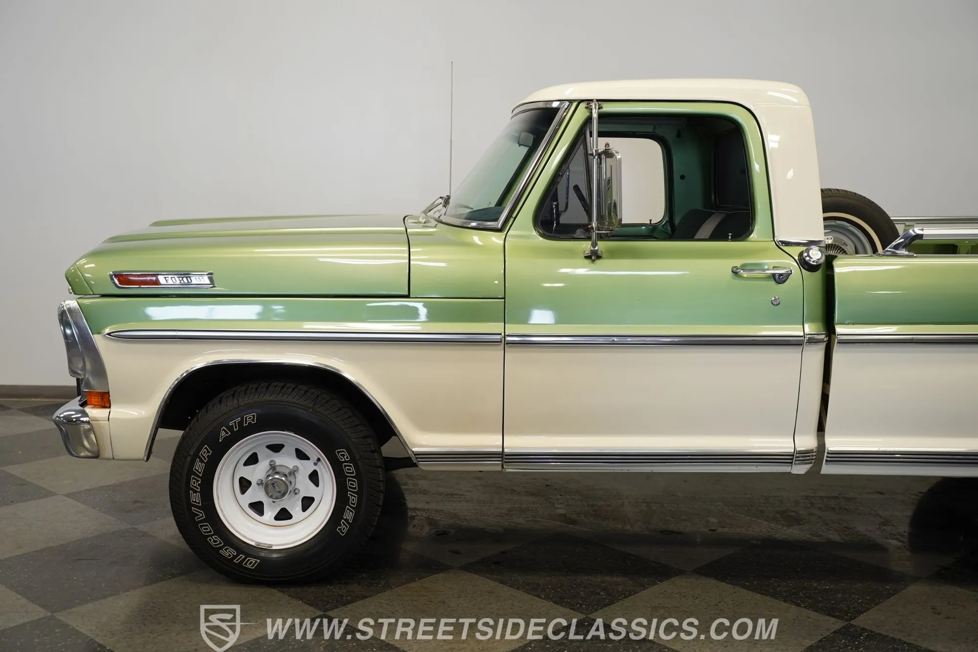 1972 Ford F-100 Sport Custom