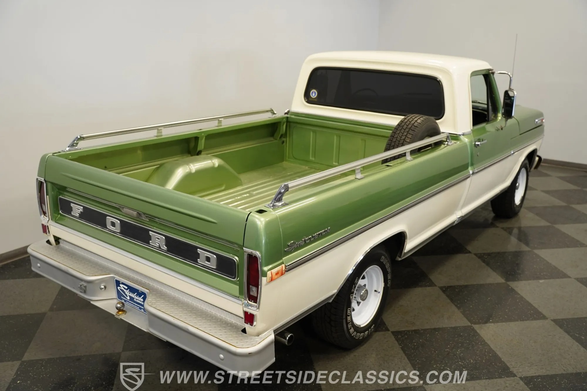 1972 Ford F-100 Sport Custom