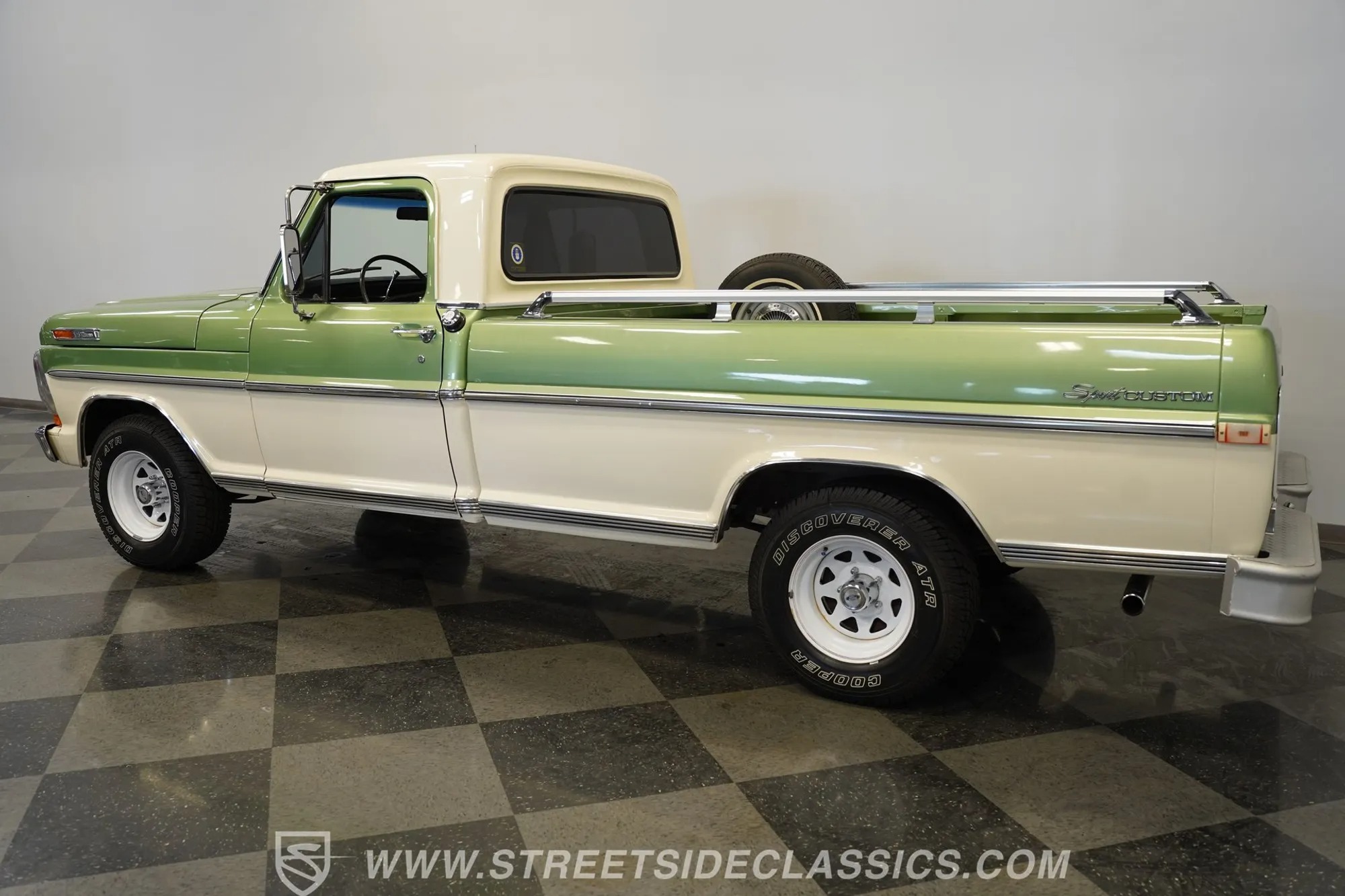 1972 Ford F-100 Sport Custom - 5