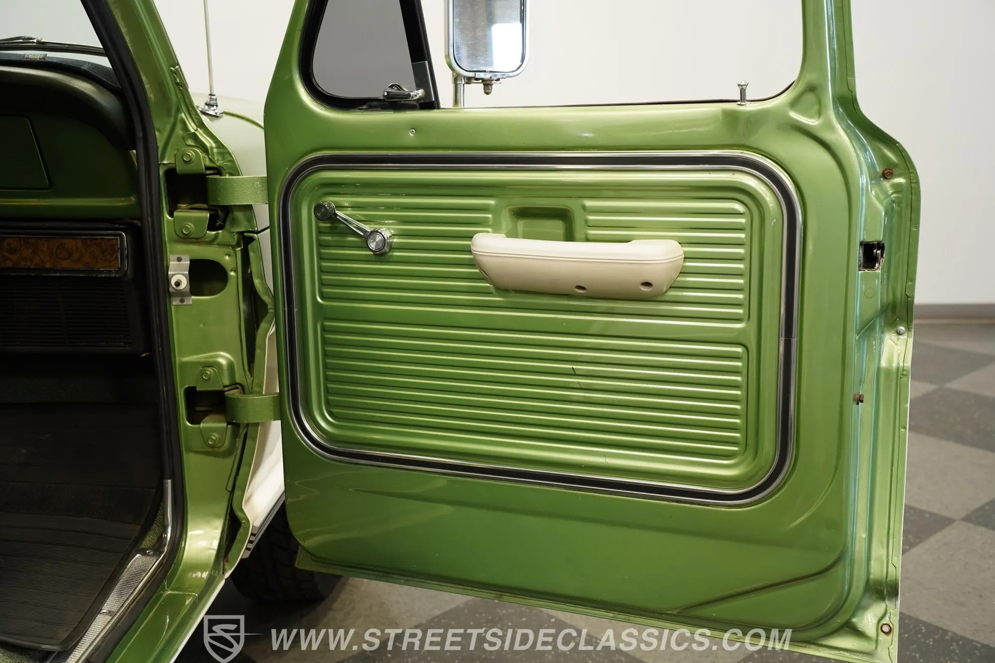 1972 Ford F-100 Sport Custom