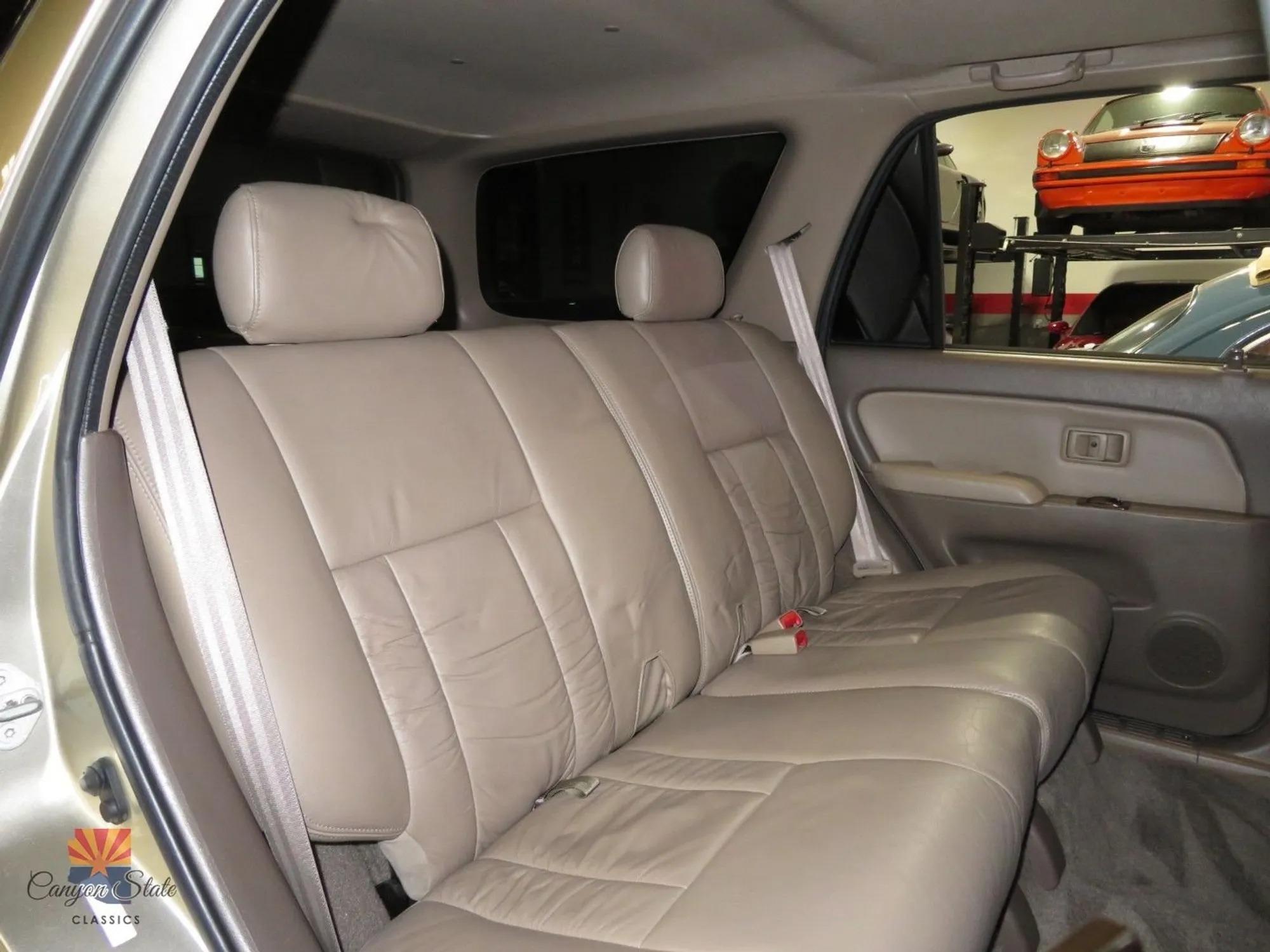 39k-Mile 2001 Toyota 4Runner Limited