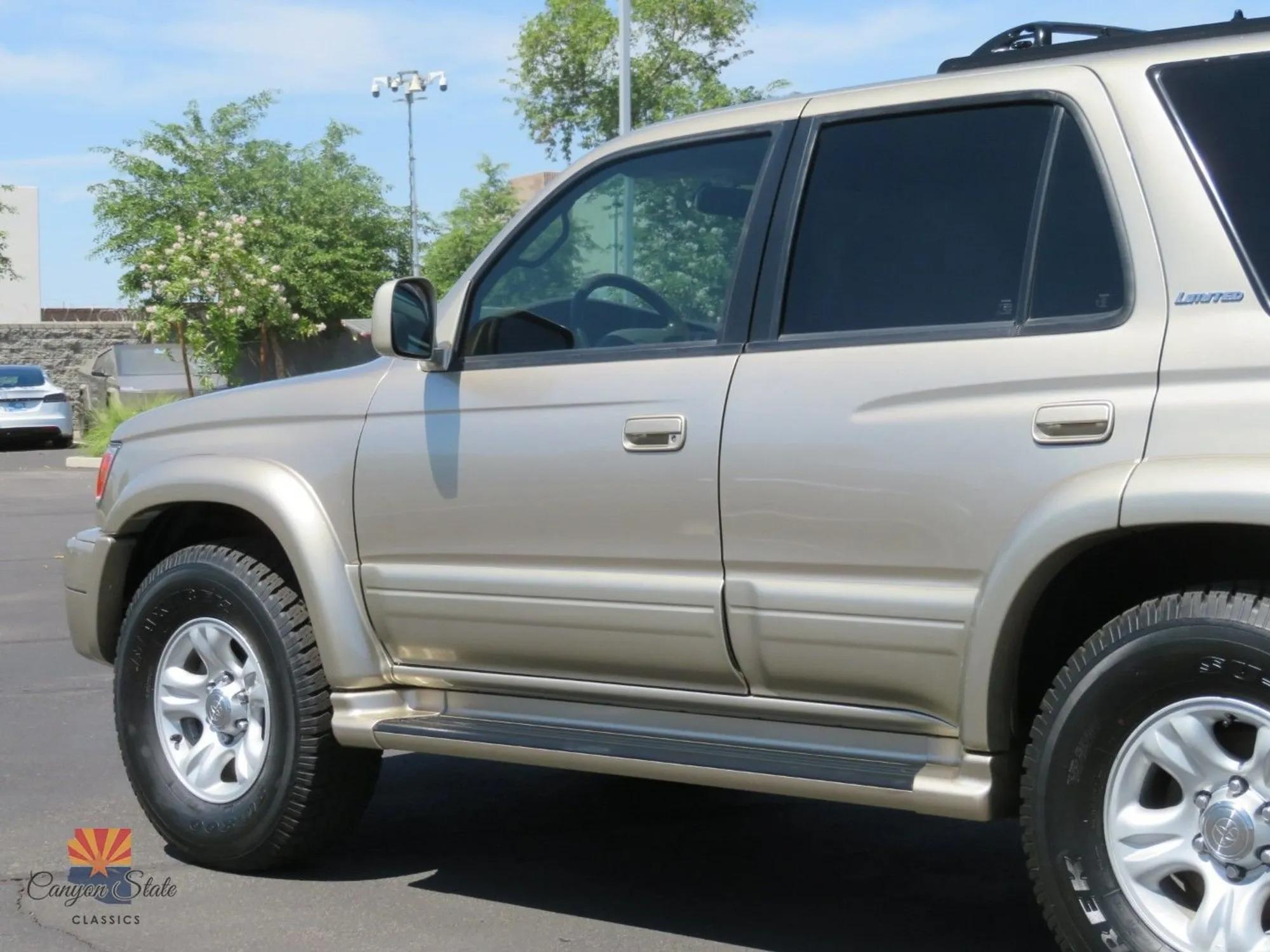 39k-Mile 2001 Toyota 4Runner Limited
