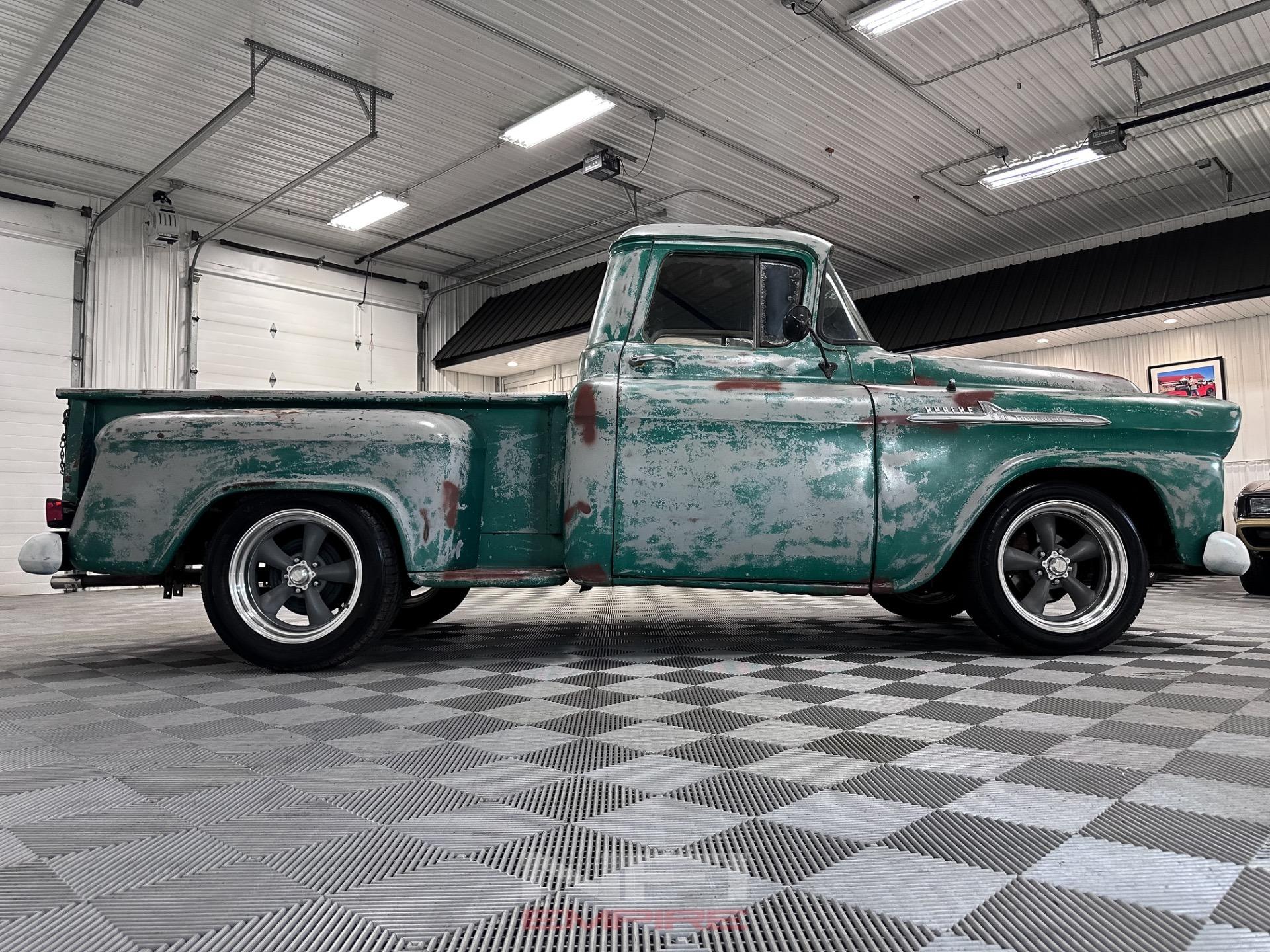 1958 Chevrolet Apache 3100 Pickup