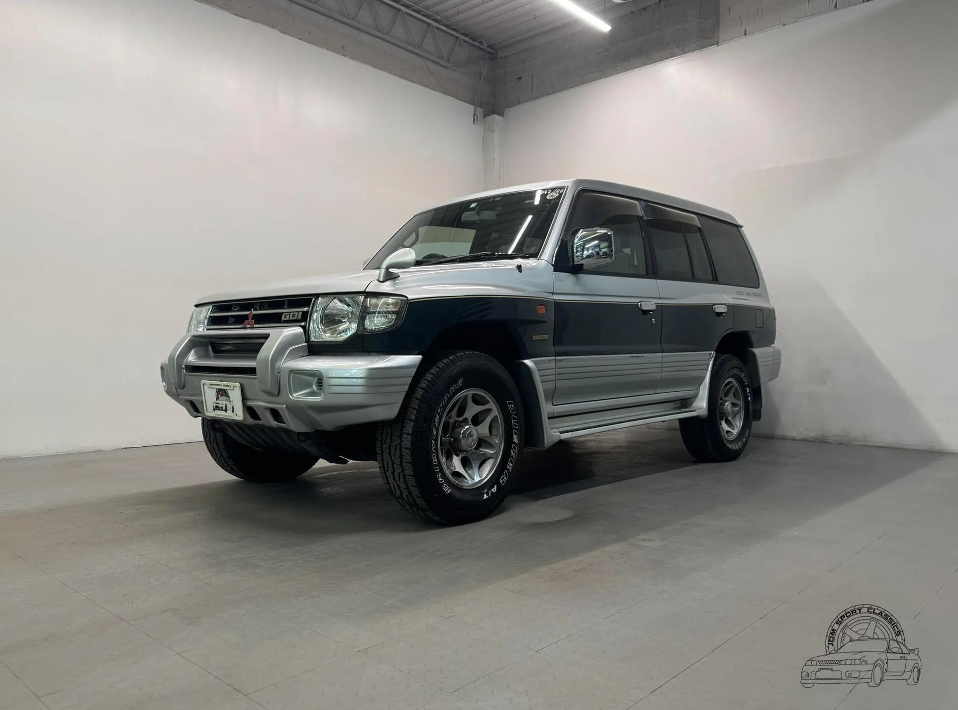  Mitsubishi Pajero