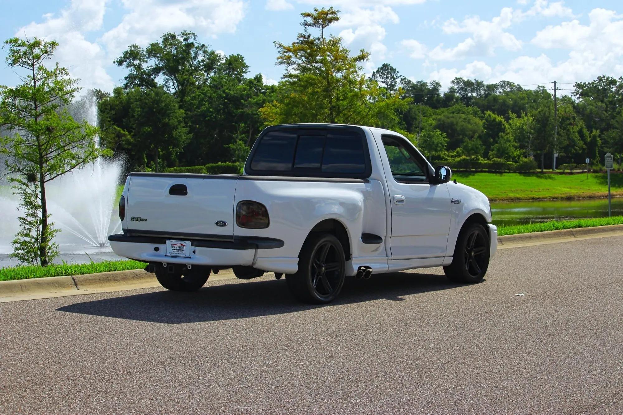 2003 Ford F-150 SVT Lightning