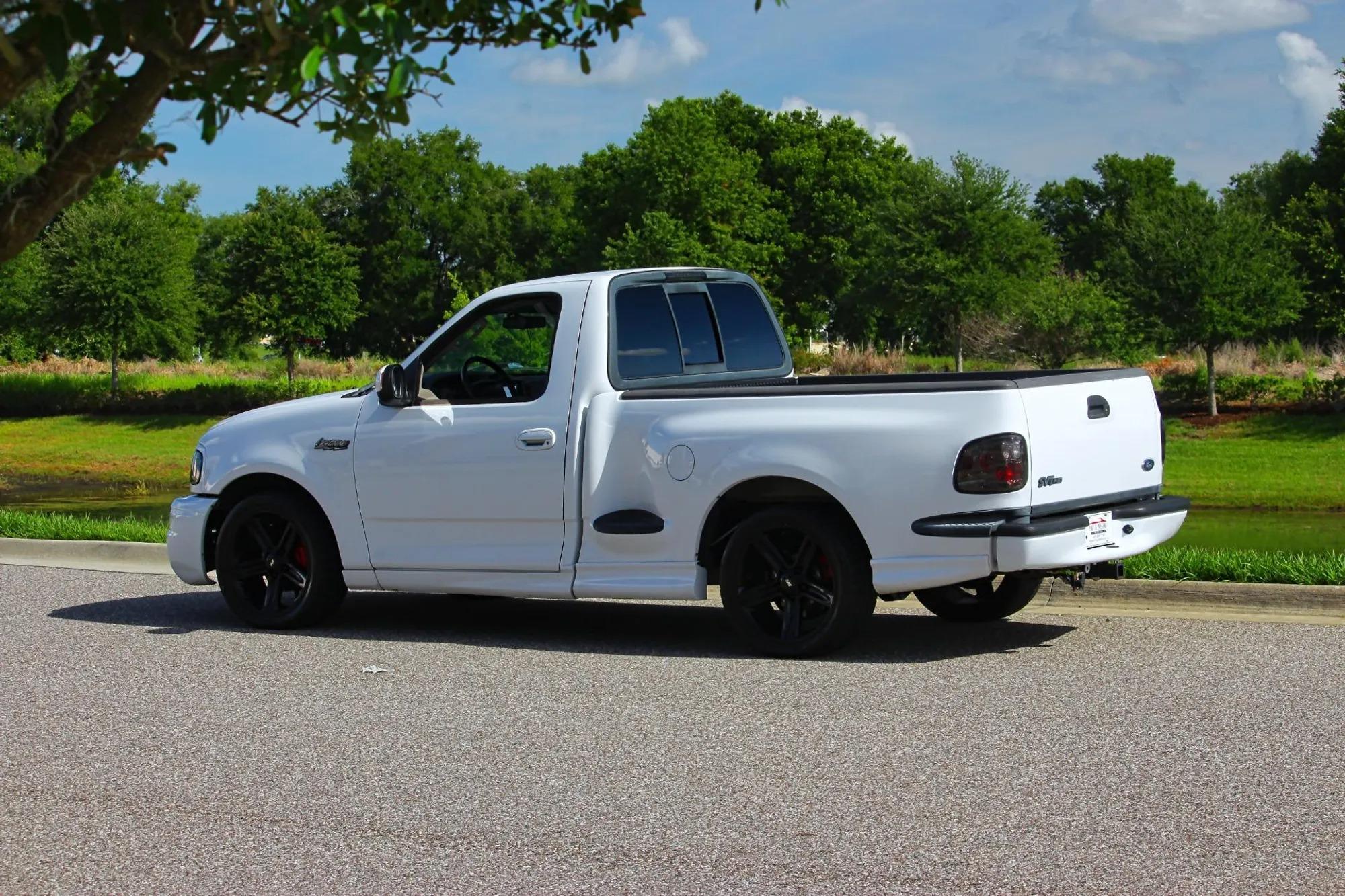 2003 Ford F-150 SVT Lightning