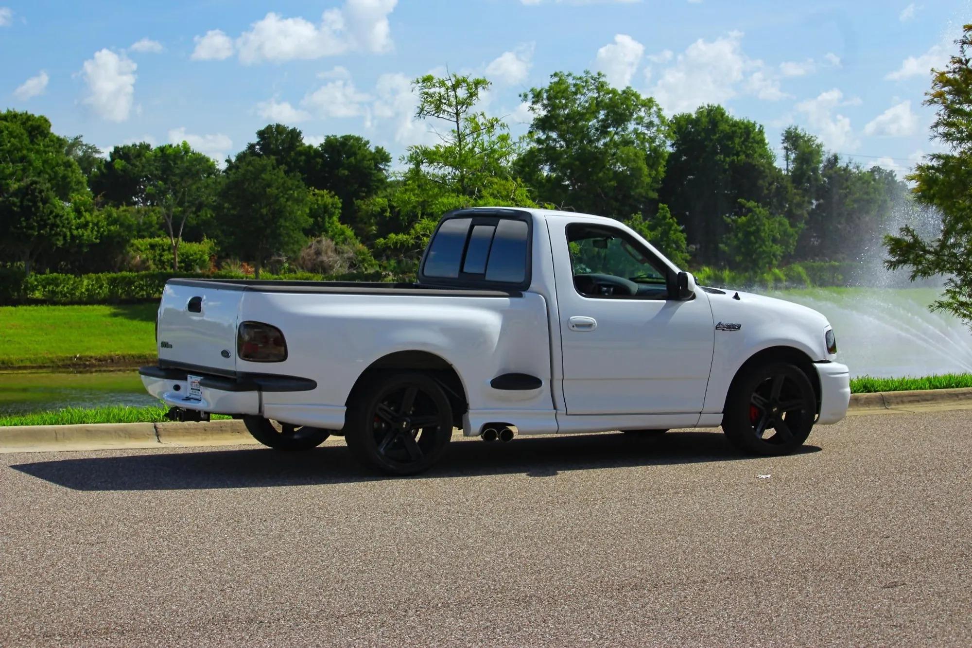 2003 Ford F-150 SVT Lightning