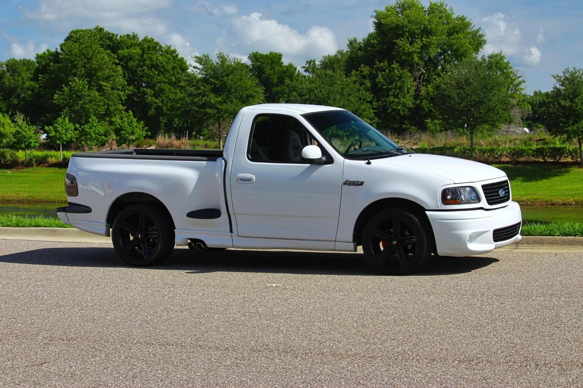 2003 Ford F-150 SVT Lightning