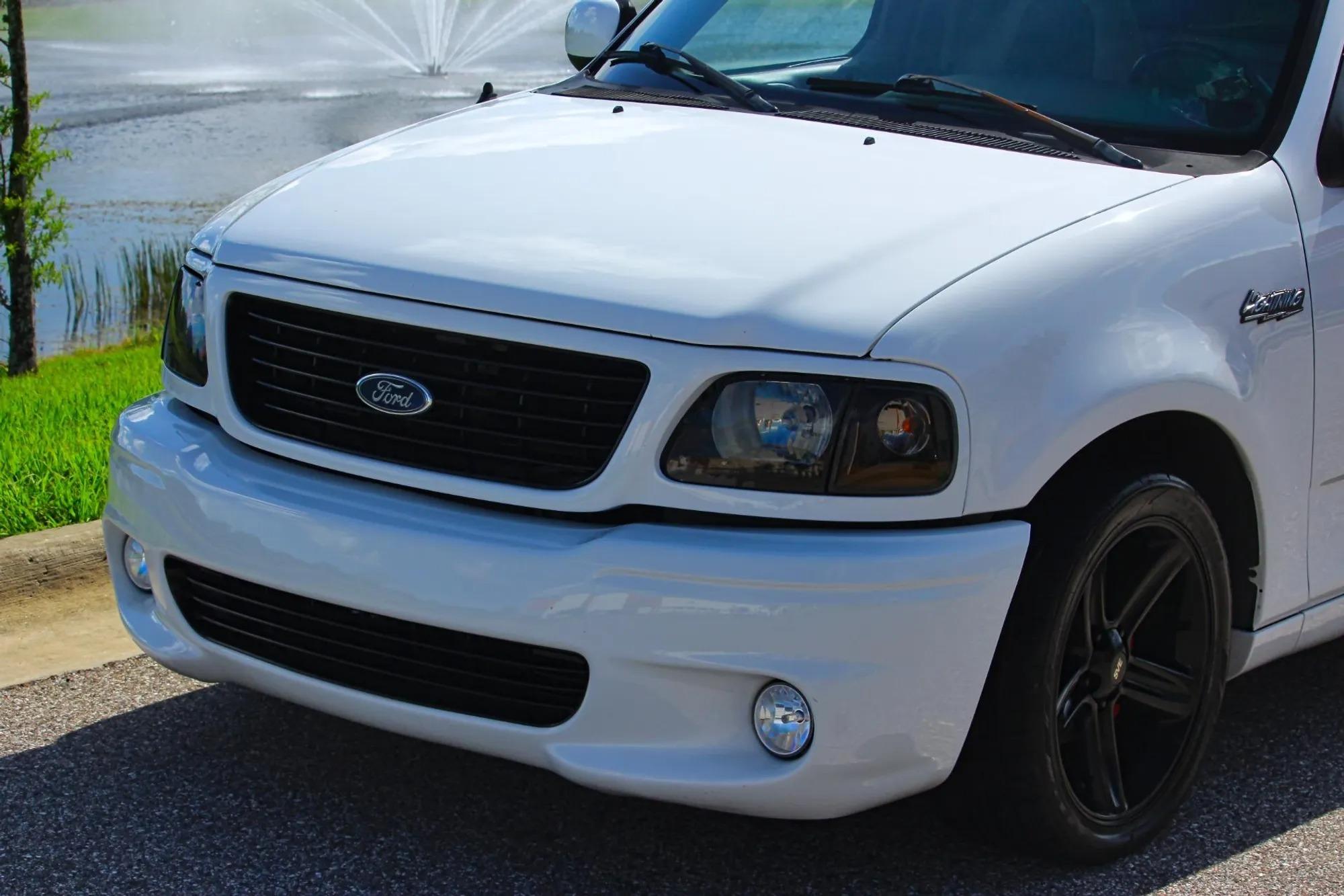 2003 Ford F-150 SVT Lightning
