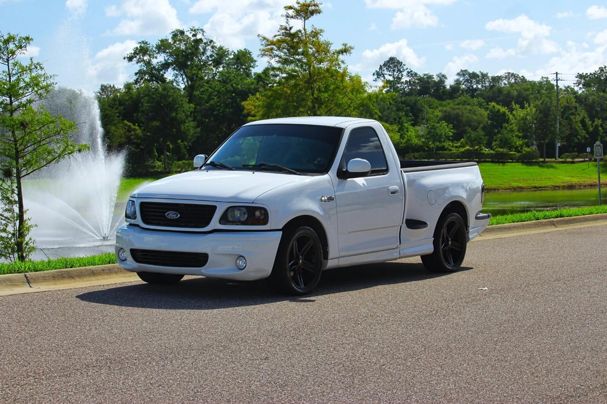 2003 Ford F-150 SVT Lightning