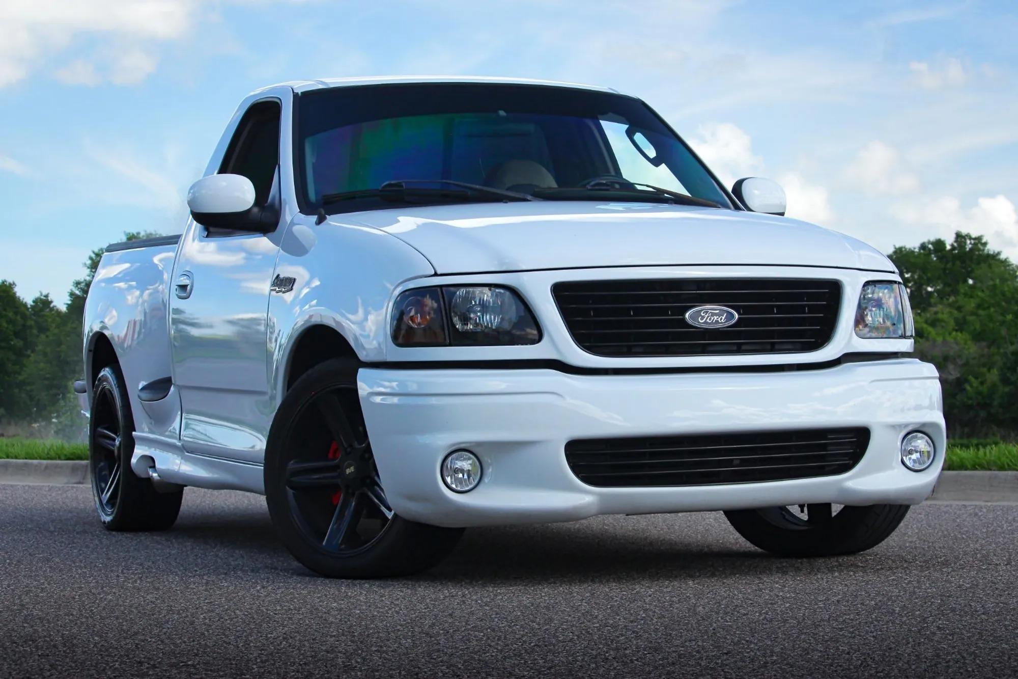2003 Ford F-150 SVT Lightning