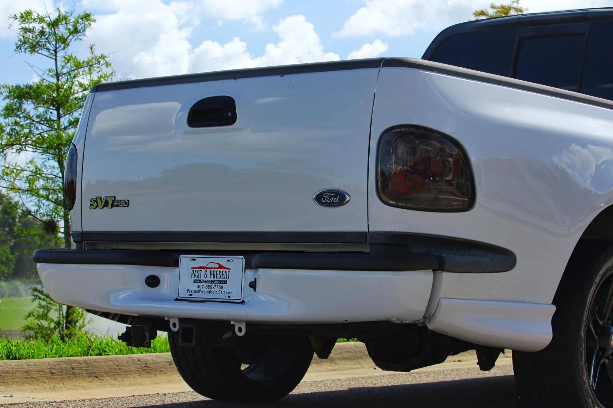 2003 Ford F-150 SVT Lightning