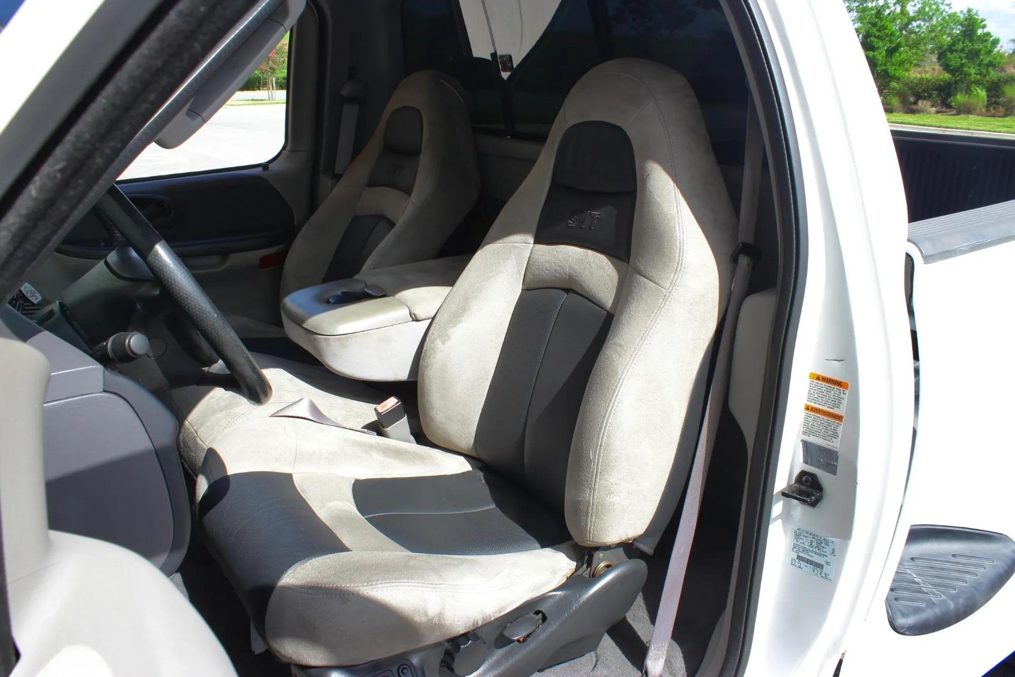 2003 Ford F-150 SVT Lightning - 5