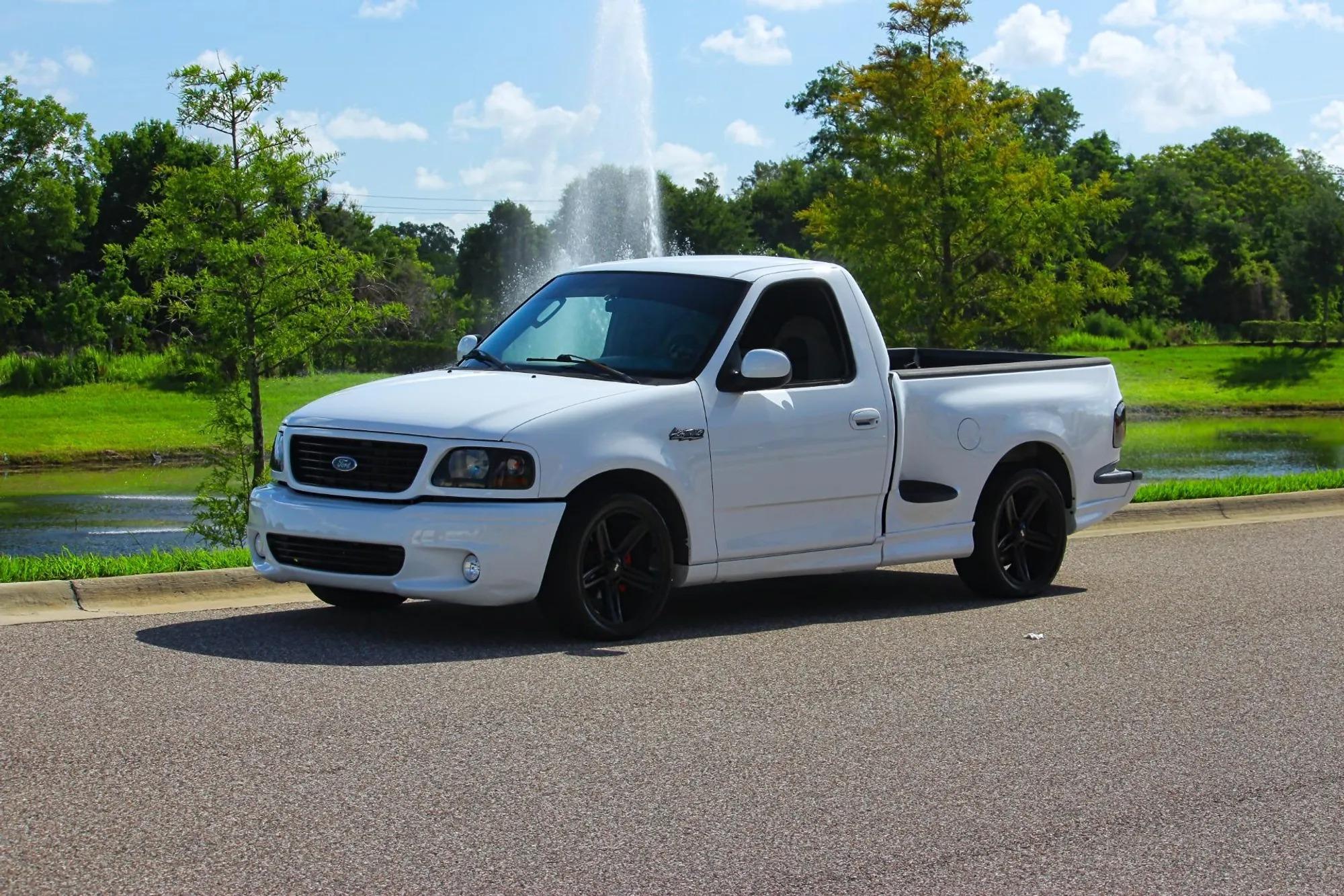 2003 Ford F-150 SVT Lightning