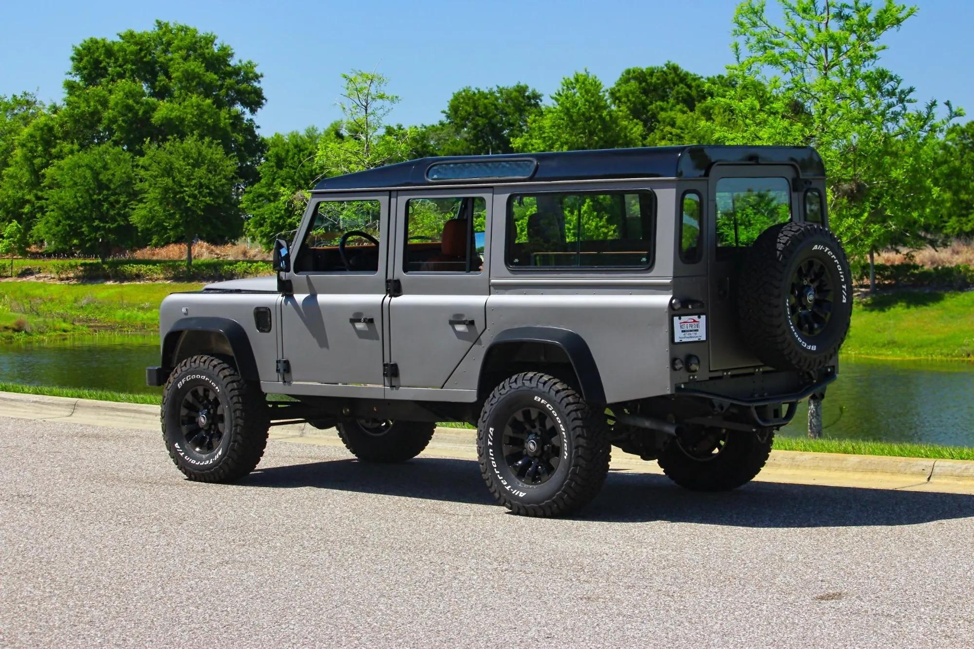 1997 Land Rover Defender 110 Station Wagon
