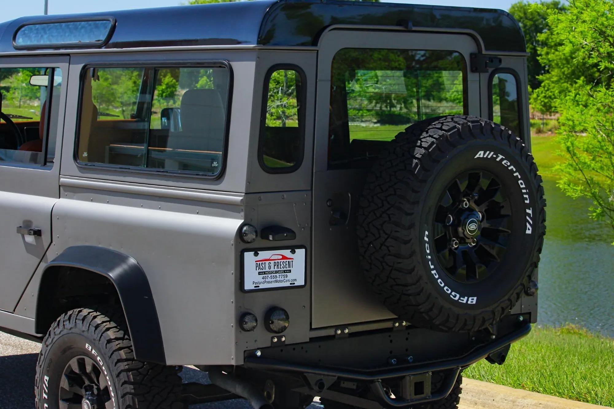 1997 Land Rover Defender 110 Station Wagon