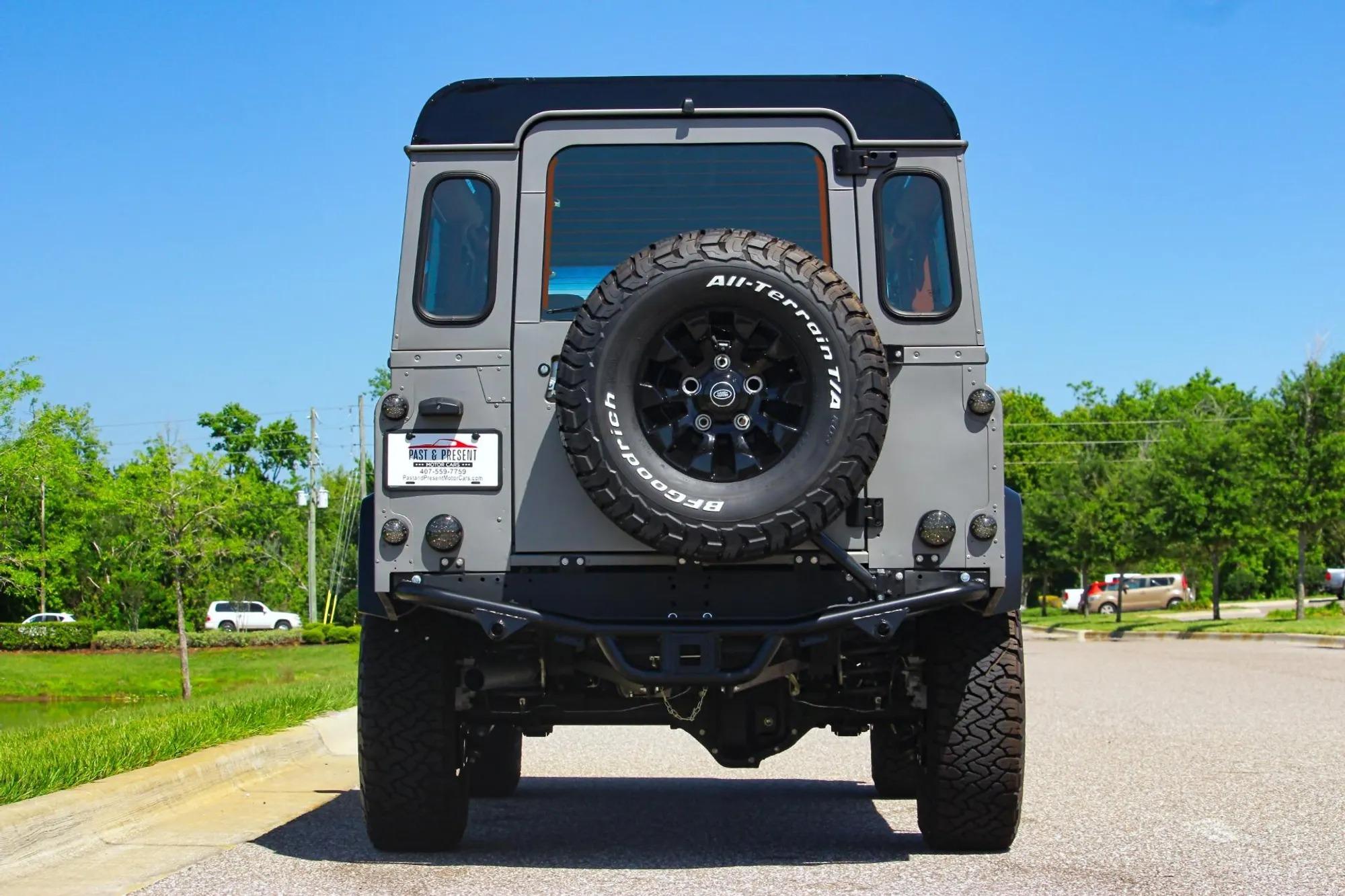1997 Land Rover Defender 110 Station Wagon
