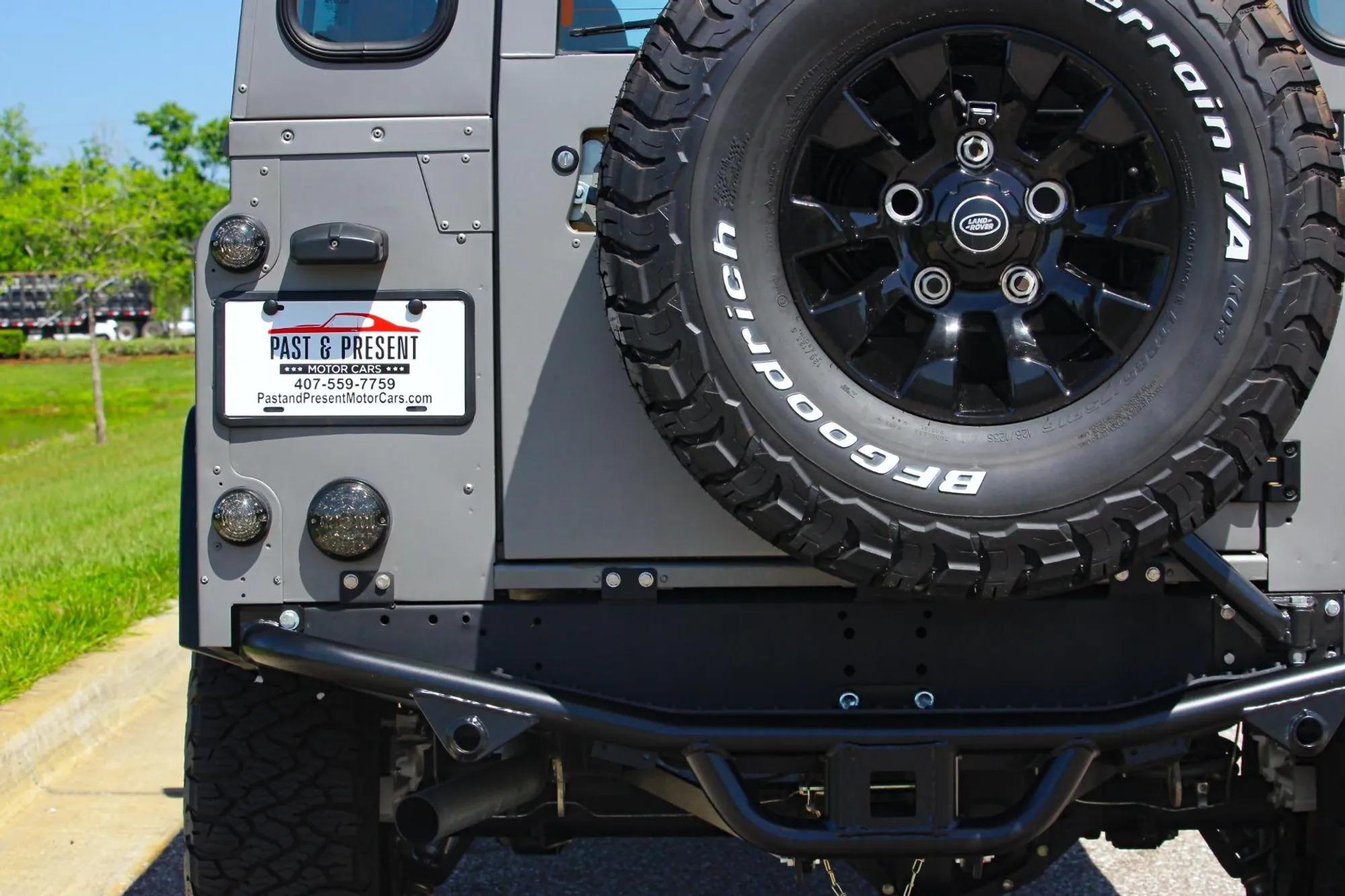 1997 Land Rover Defender 110 Station Wagon