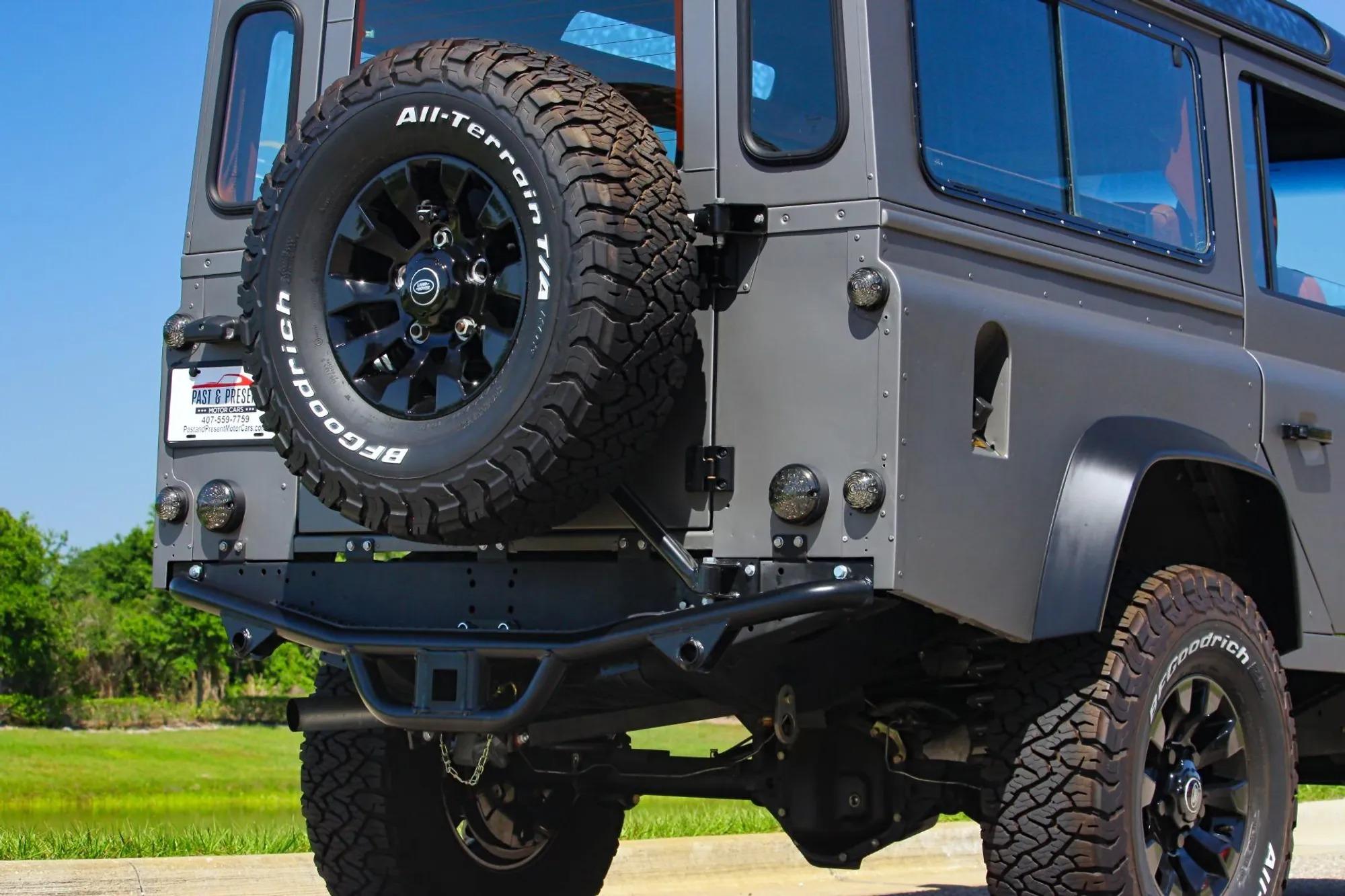 1997 Land Rover Defender 110 Station Wagon