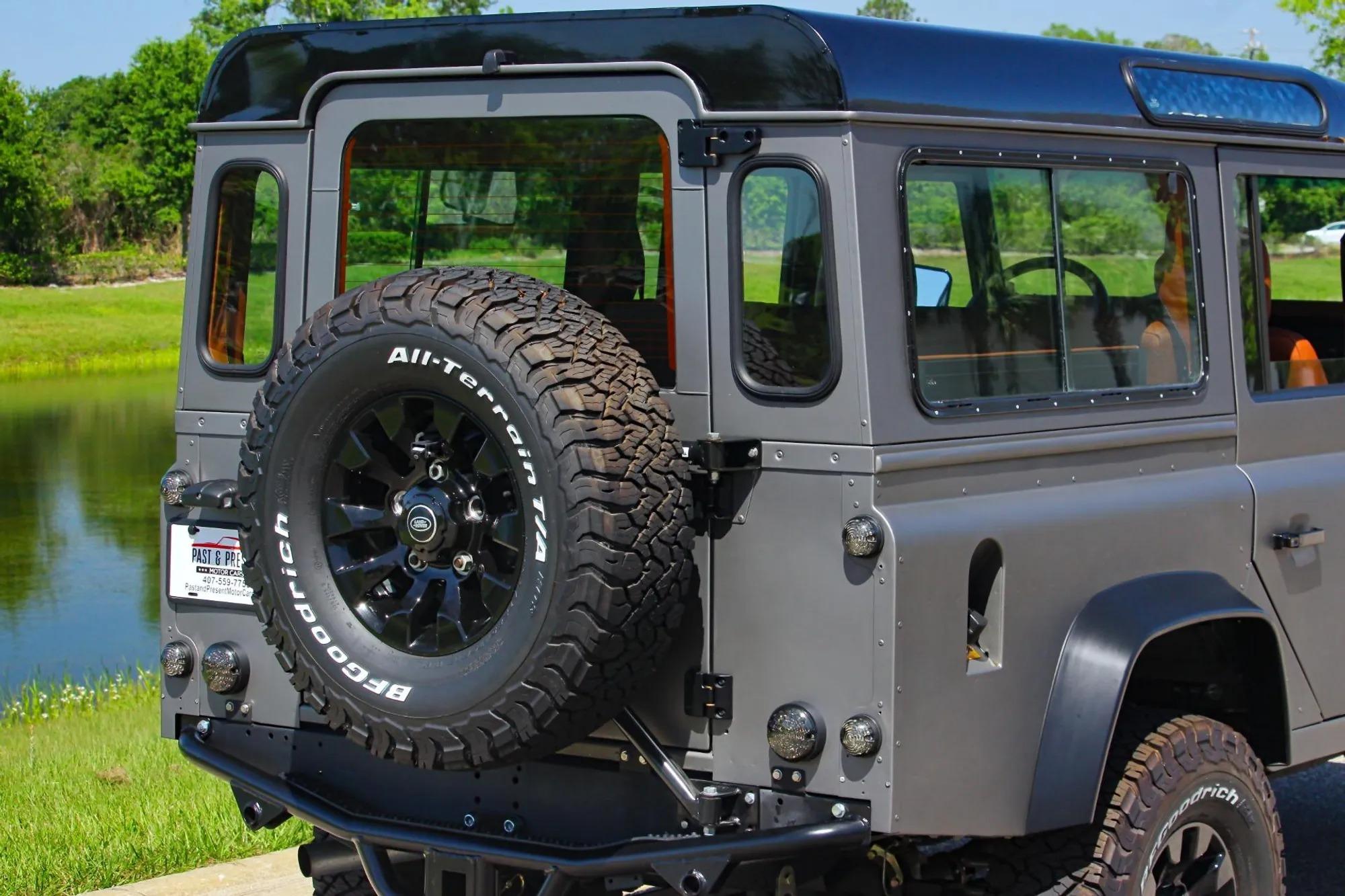 1997 Land Rover Defender 110 Station Wagon