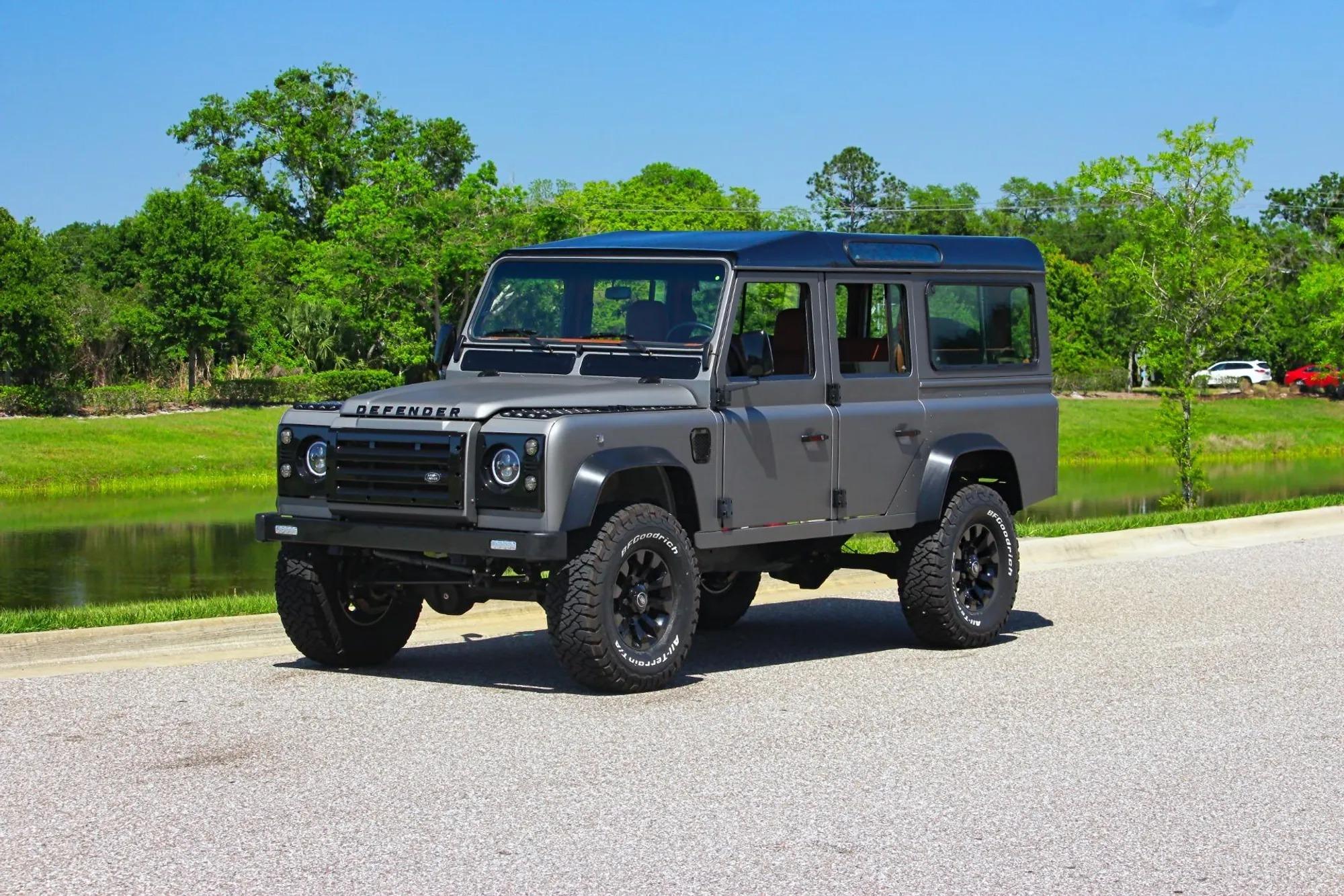 1997 Land Rover Defender 110 Station Wagon