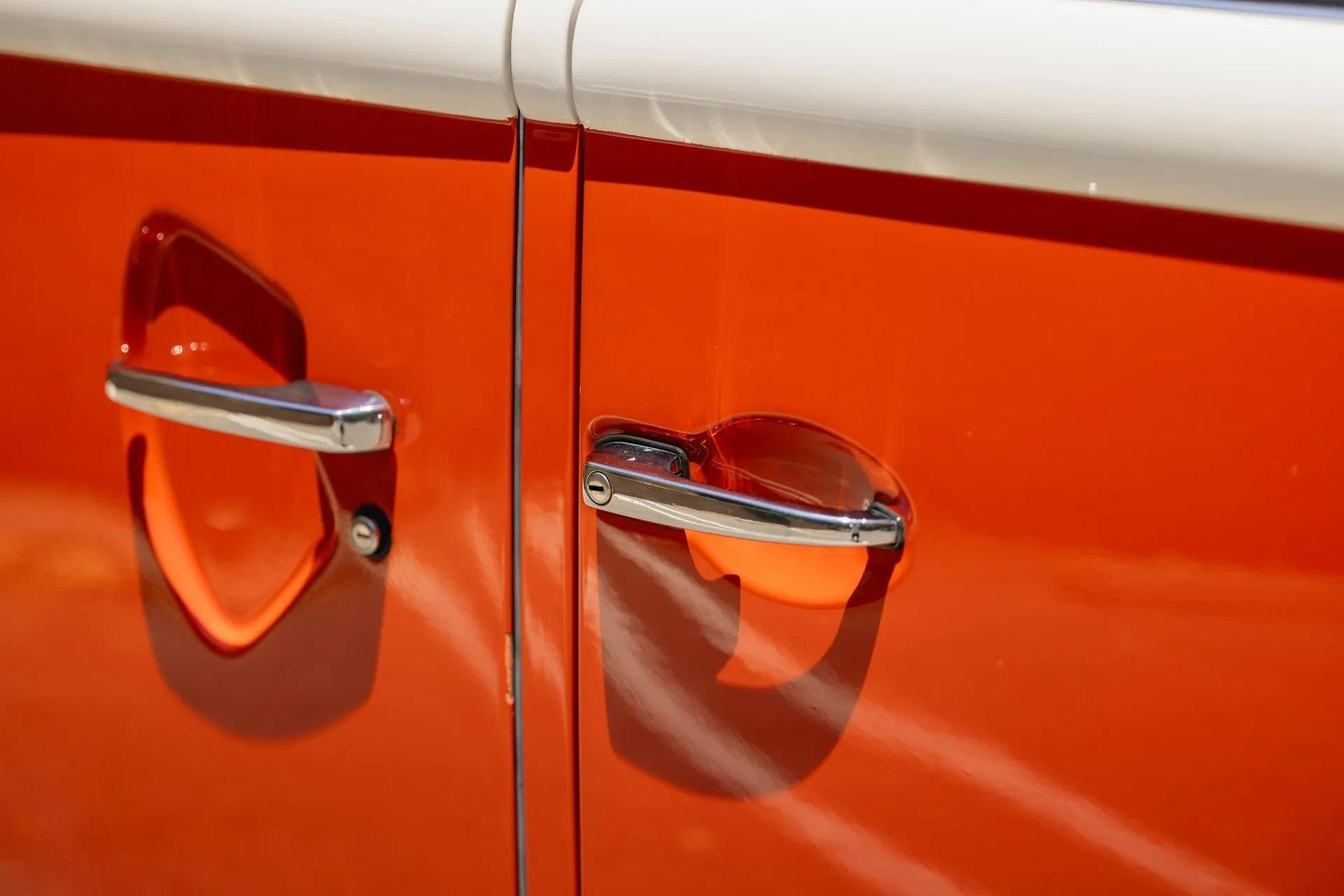 1975 Volkswagen Type 2 Center Isle