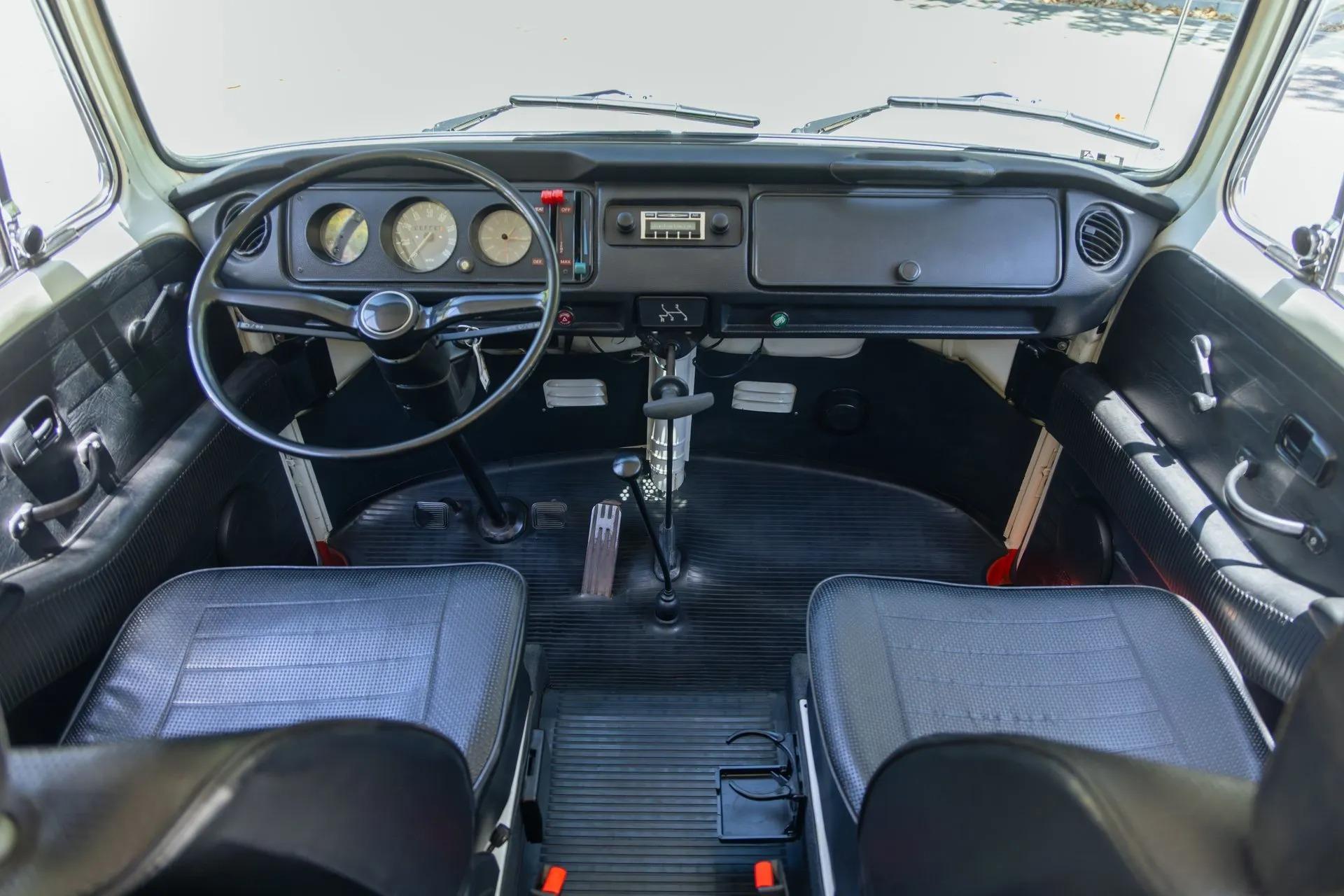 1975 Volkswagen Type 2 Center Isle