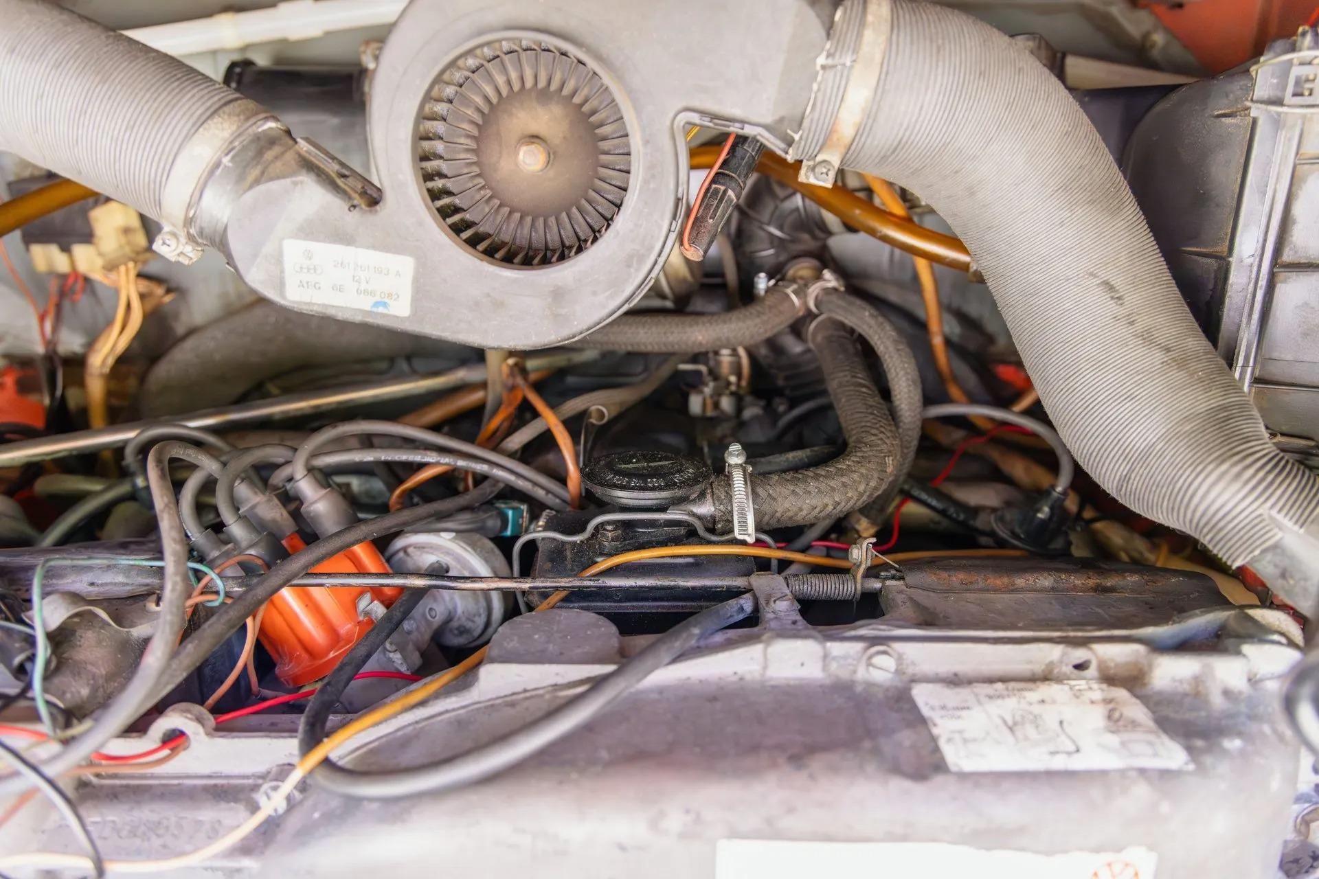 1975 Volkswagen Type 2 Center Isle