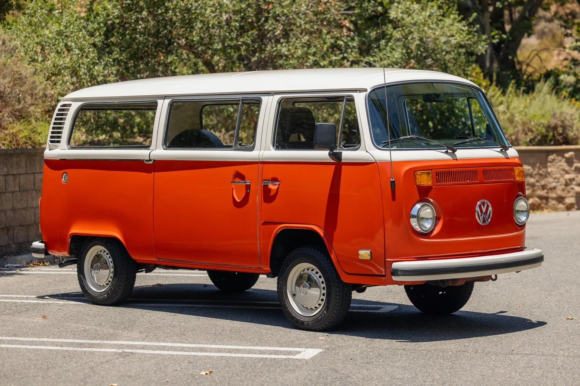 1975 Volkswagen Type 2 Center Isle
