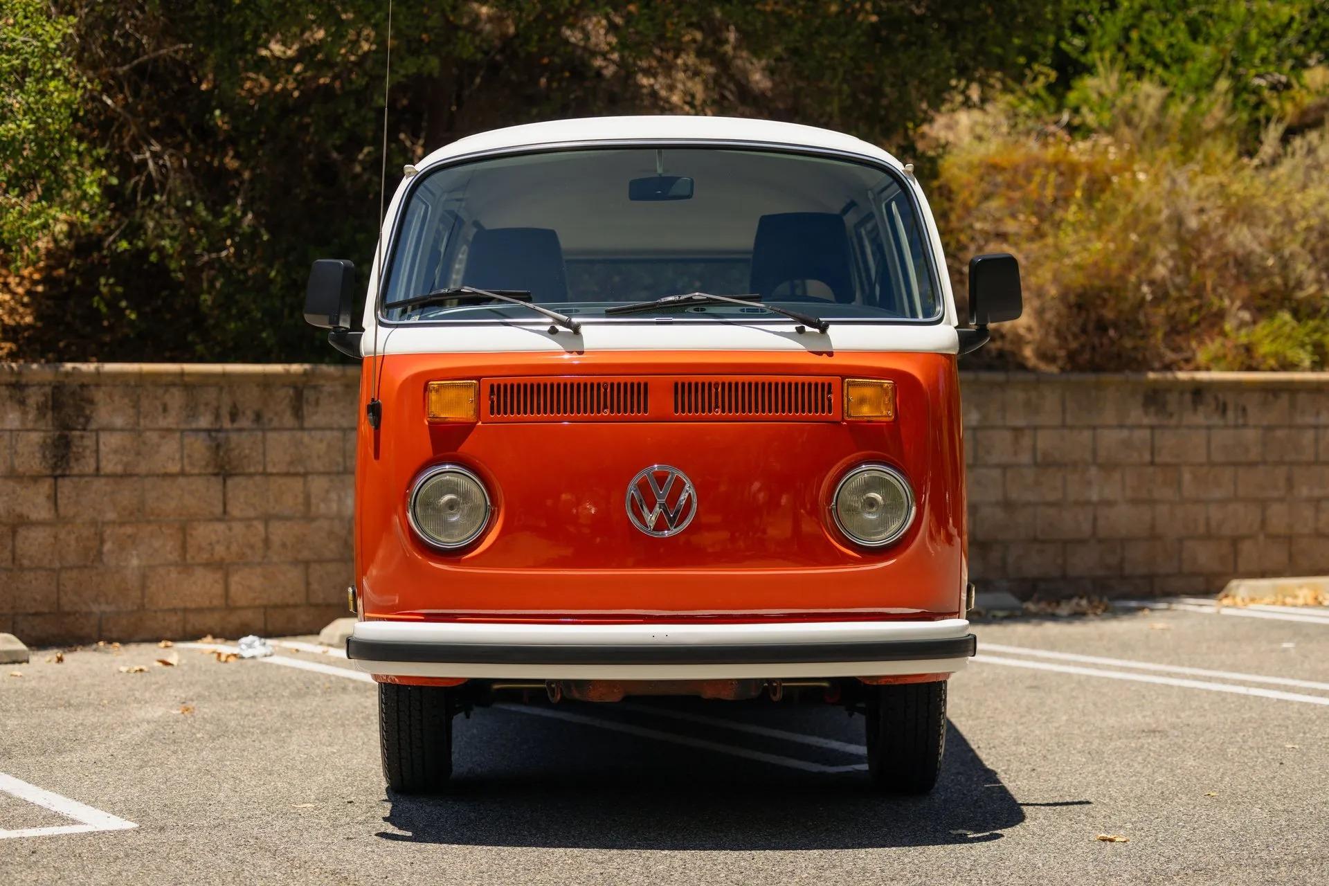 1975 Volkswagen Type 2 Center Isle