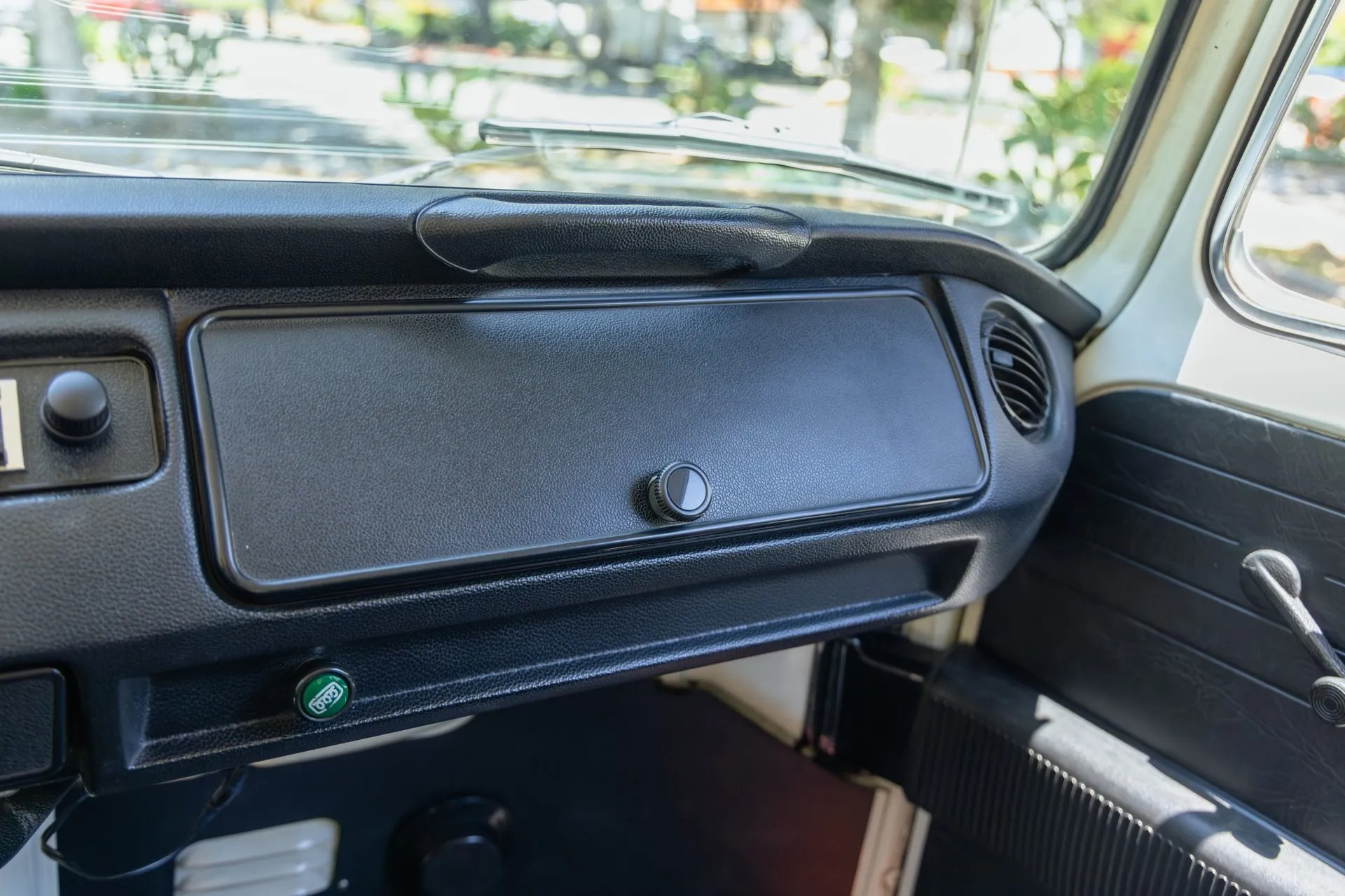 1975 Volkswagen Type 2 Center Isle