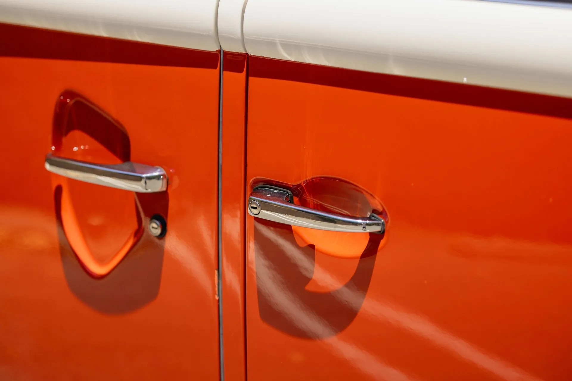 1975 Volkswagen Type 2 Center Isle