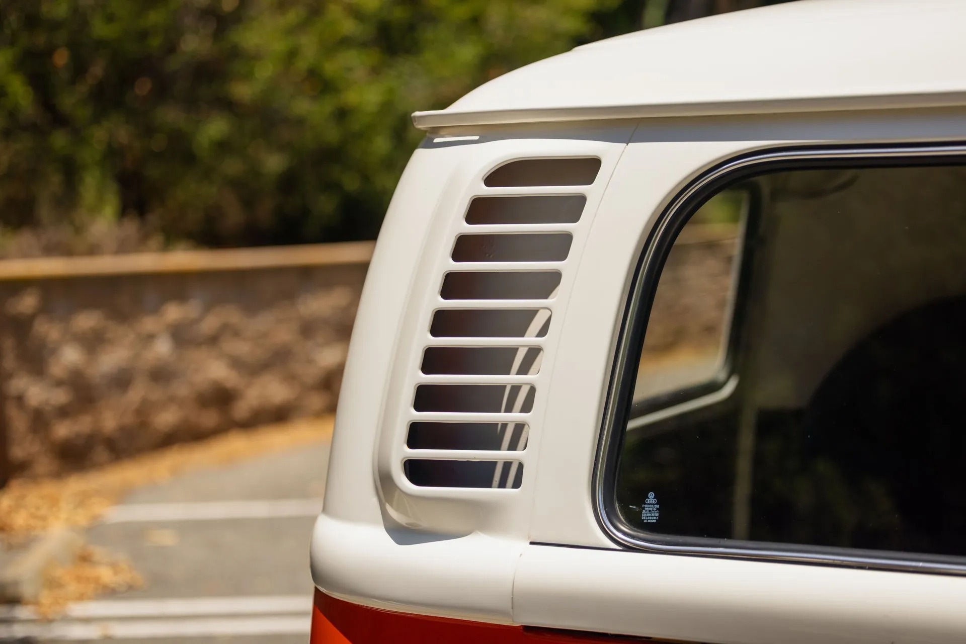 1975 Volkswagen Type 2 Center Isle
