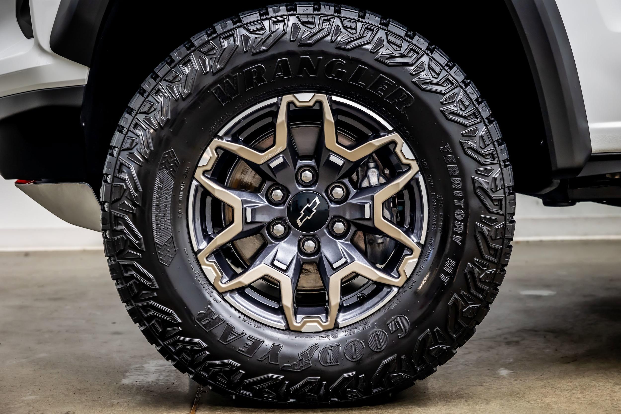 2024 Chevrolet Colorado ZR2